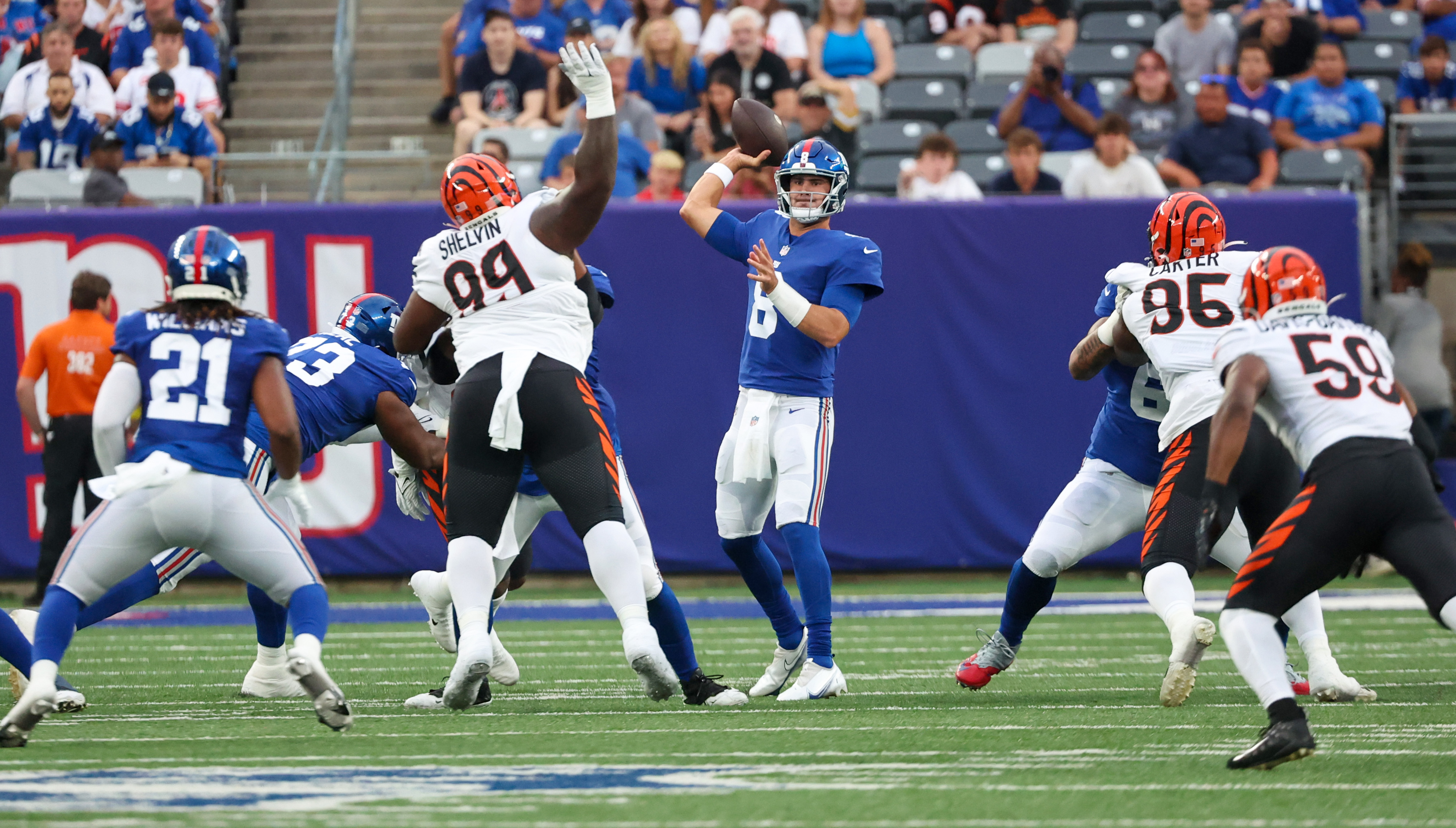 New York Giants running back Antonio Williams (21) during an NFL preseason football  game against the