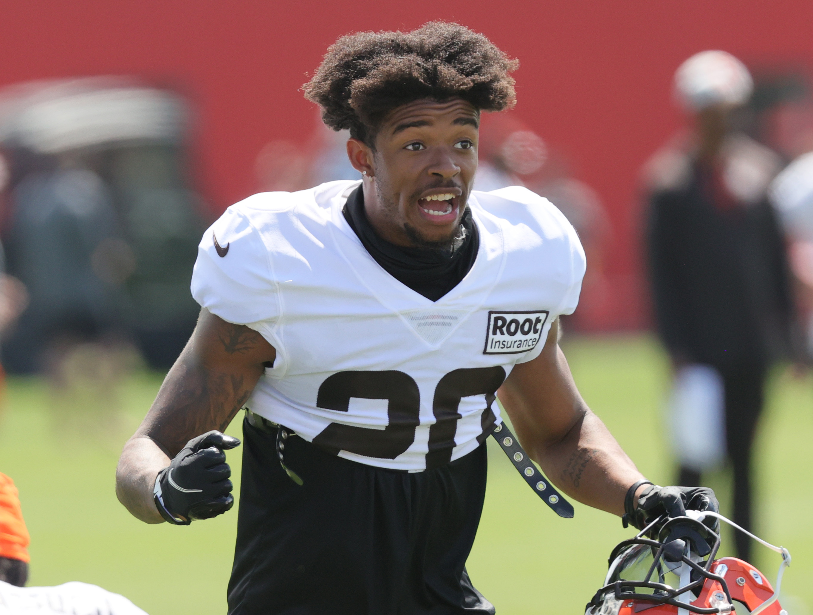 Will Browns CB Greg Newsome be signed in time for training camp