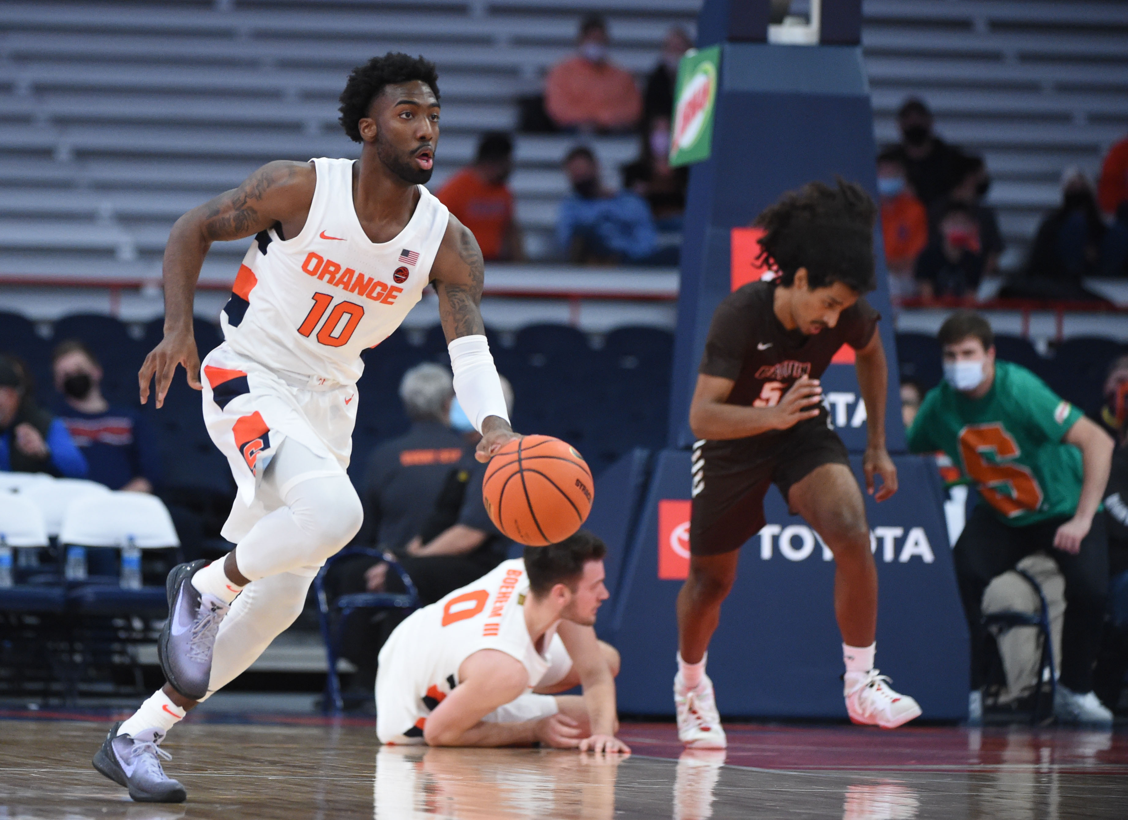 Syracuse-Clemson basketball odds: SU a slight favorite (see point spread) 