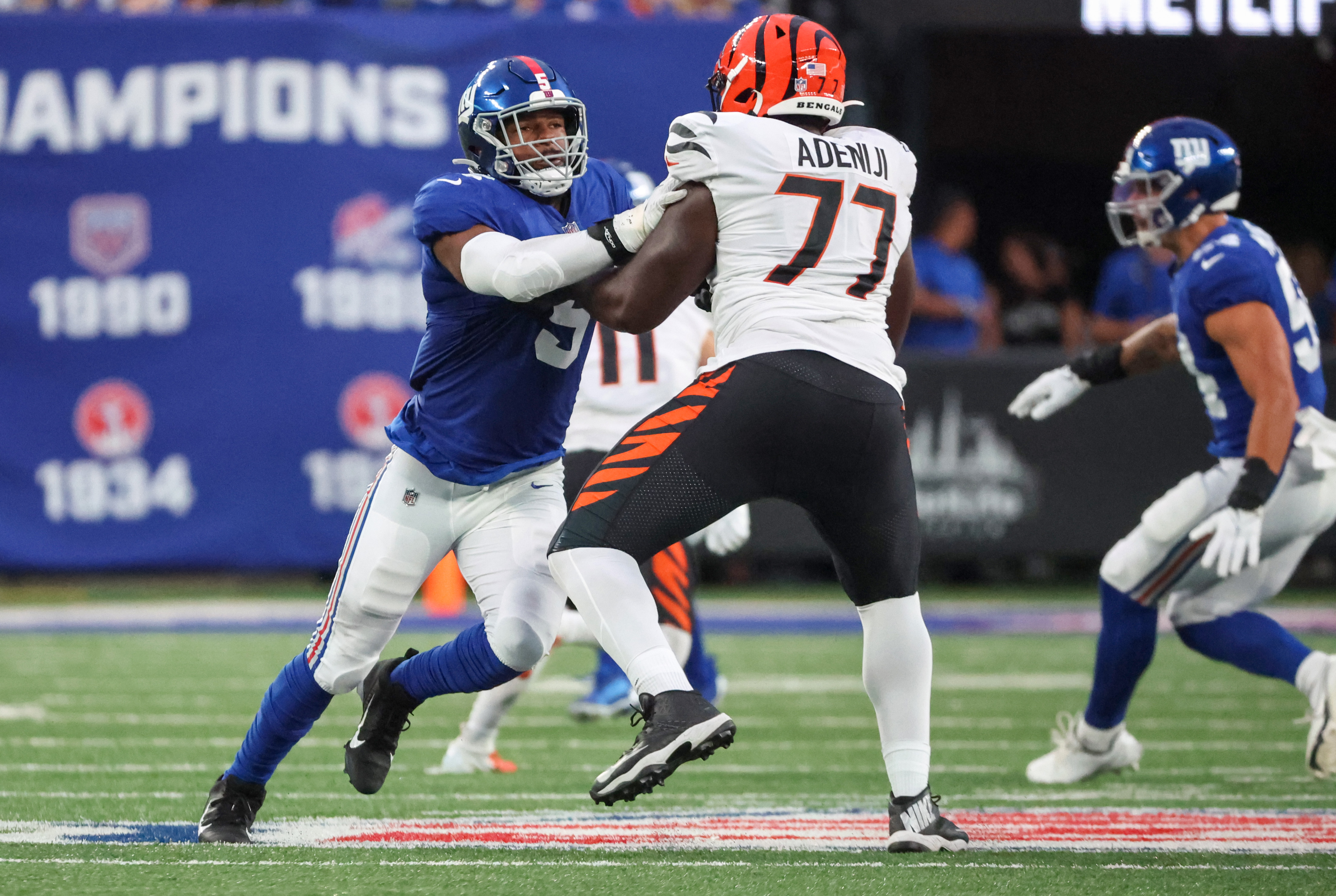 Cincinnati Bengals offensive tackle D'Ante Smith looks on during a