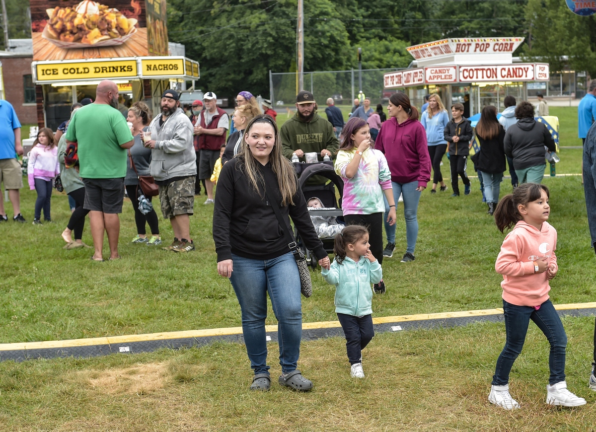 East Longmeadow Rotary Club continues tradition with carnival and