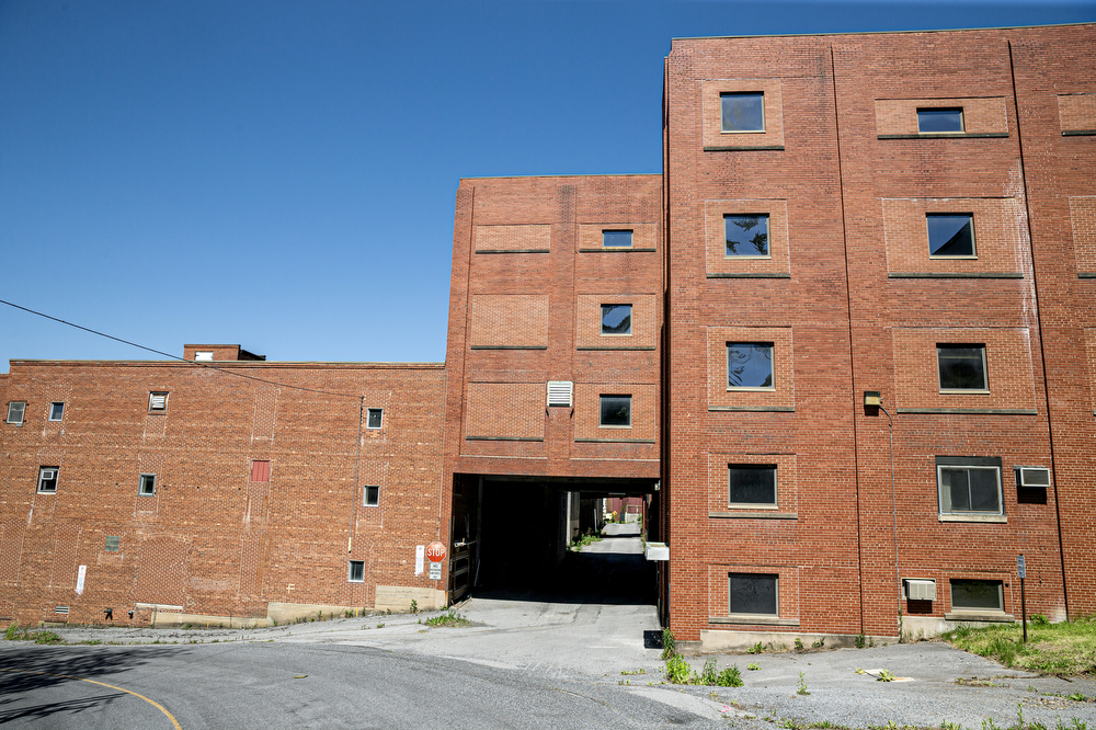 Woolrich outlet store closing