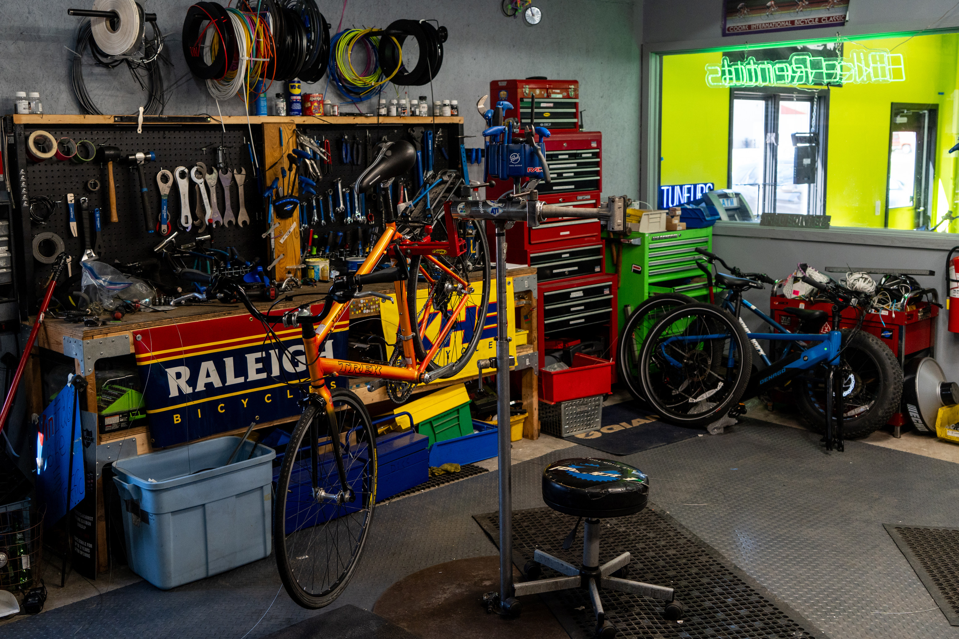 Kzoo Swift bike shop takes pride in new location - mlive.com