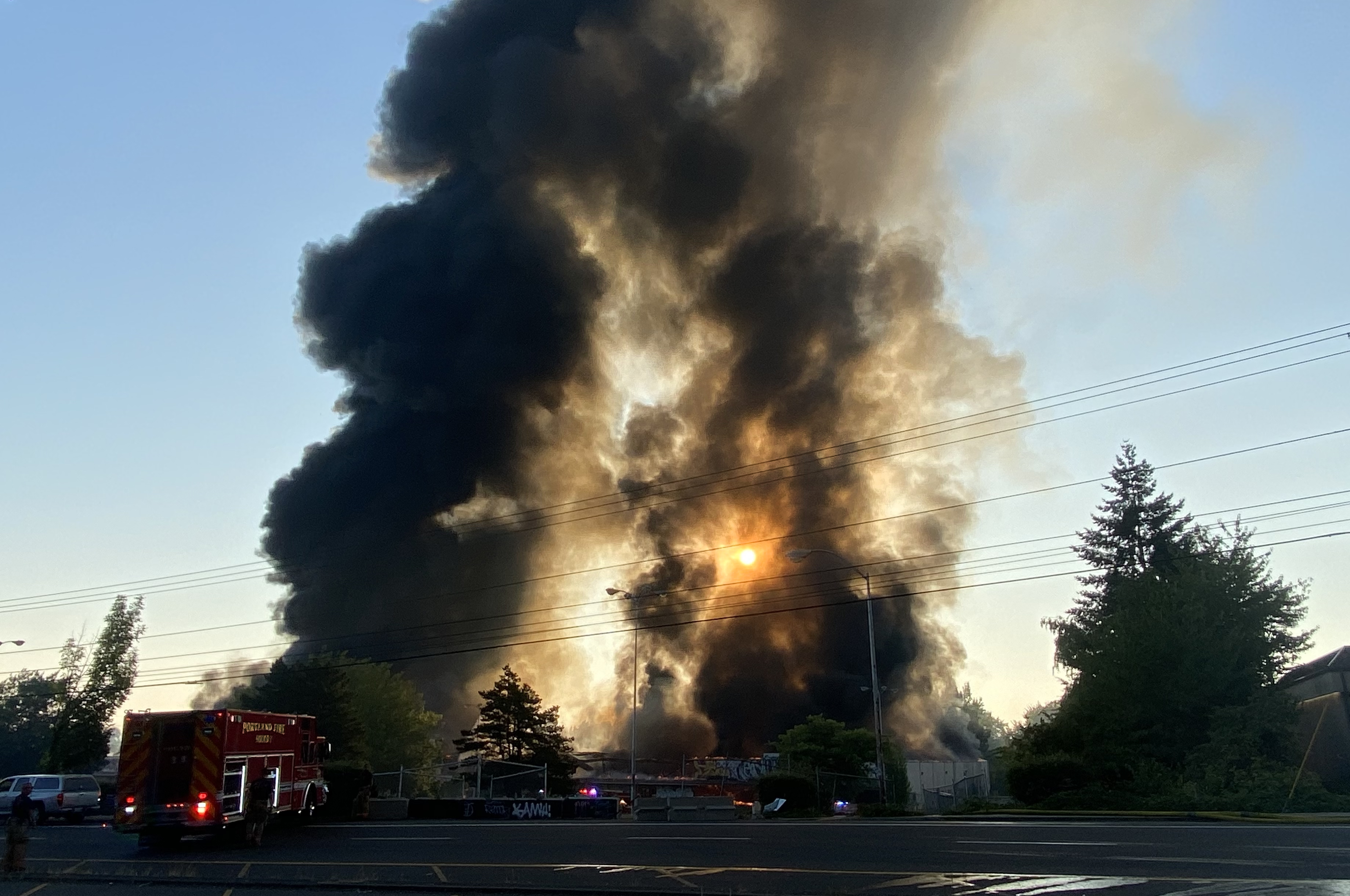 Large structure fire on Southeast 122nd Avenue in Portland - oregonlive.com