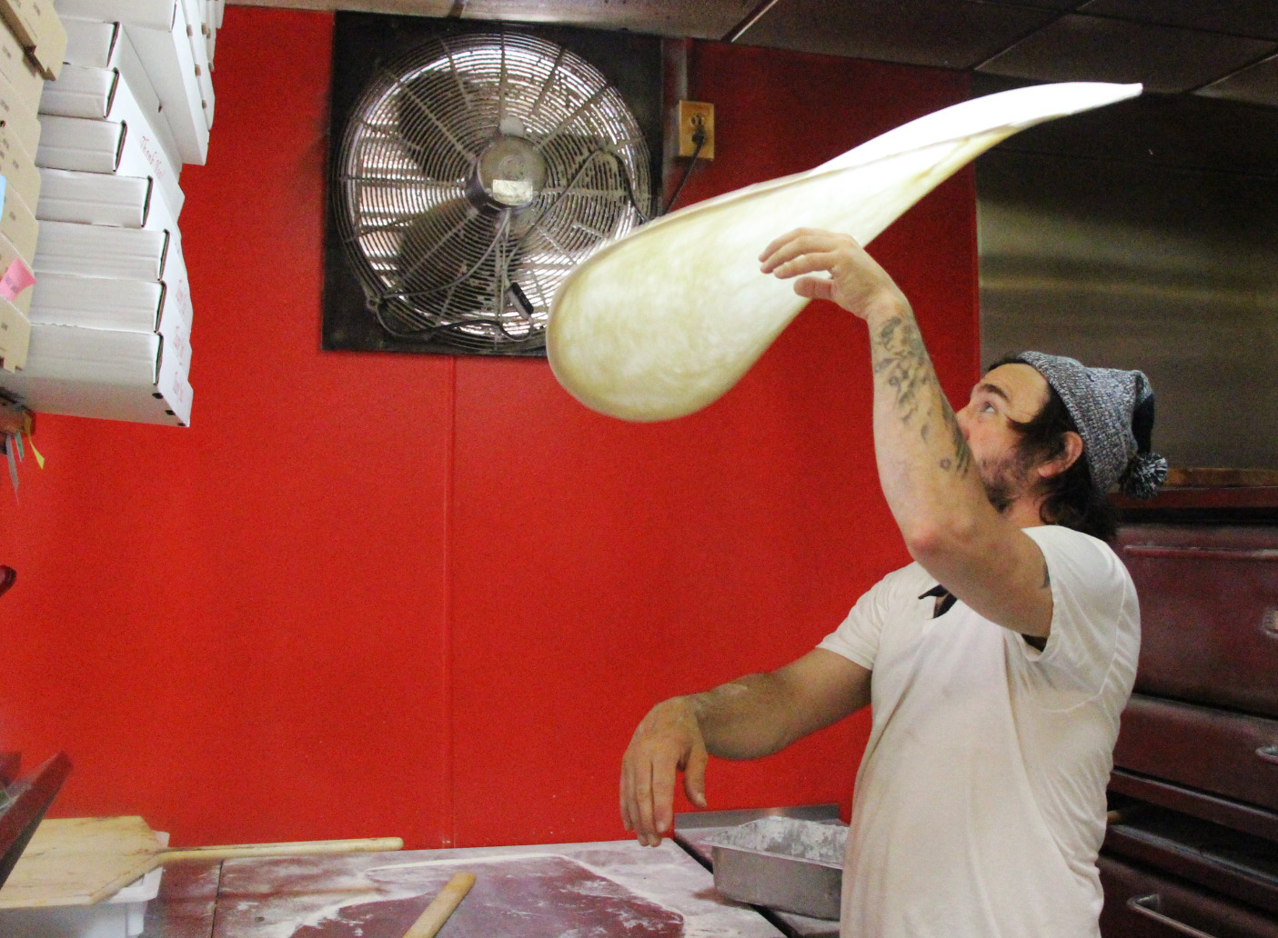 'I Love Frankies' specializes in New Yorkstyle pizza with wait times