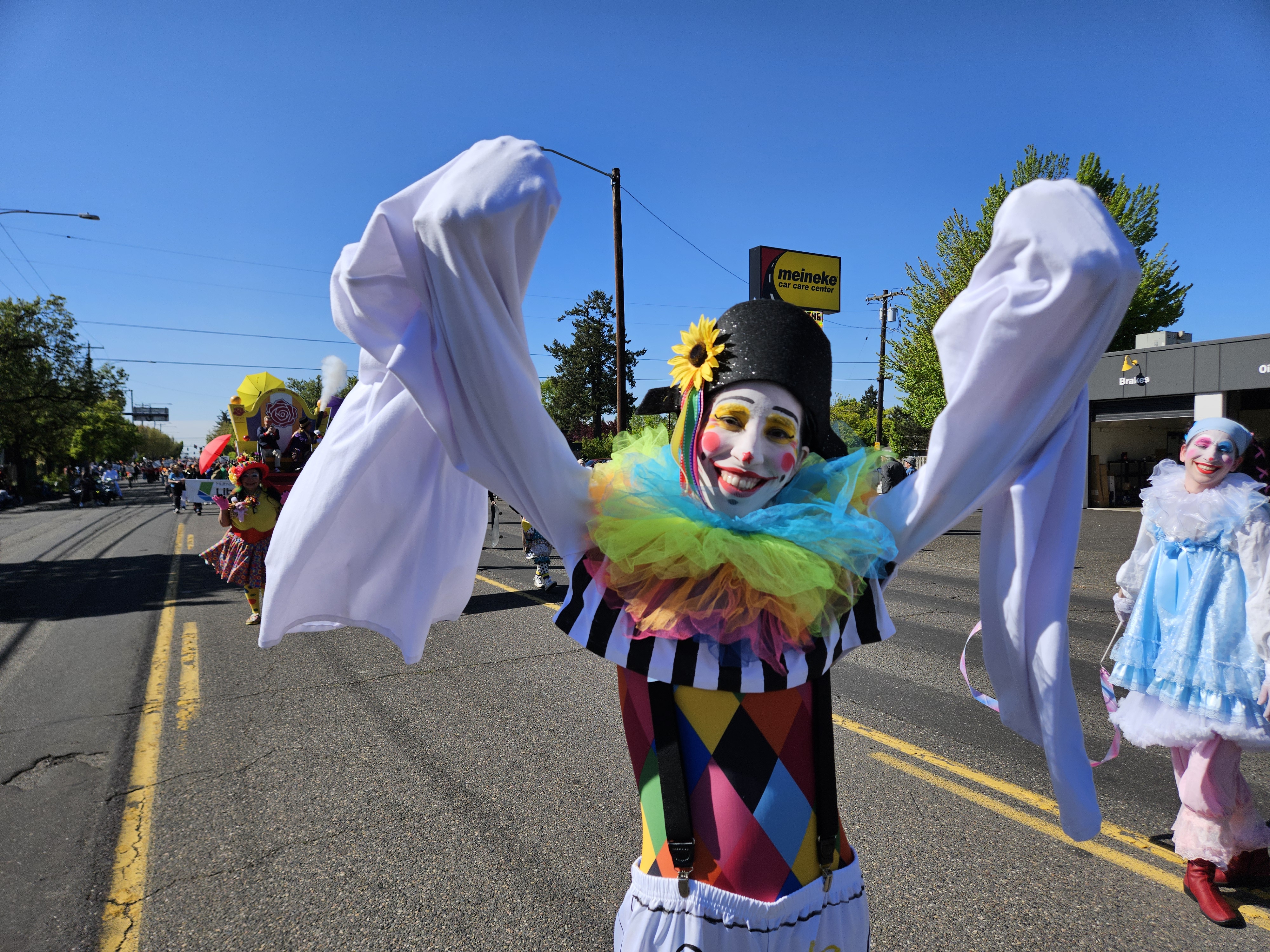 82nd Avenue of Roses Parade, 2026 - oregonlive.com