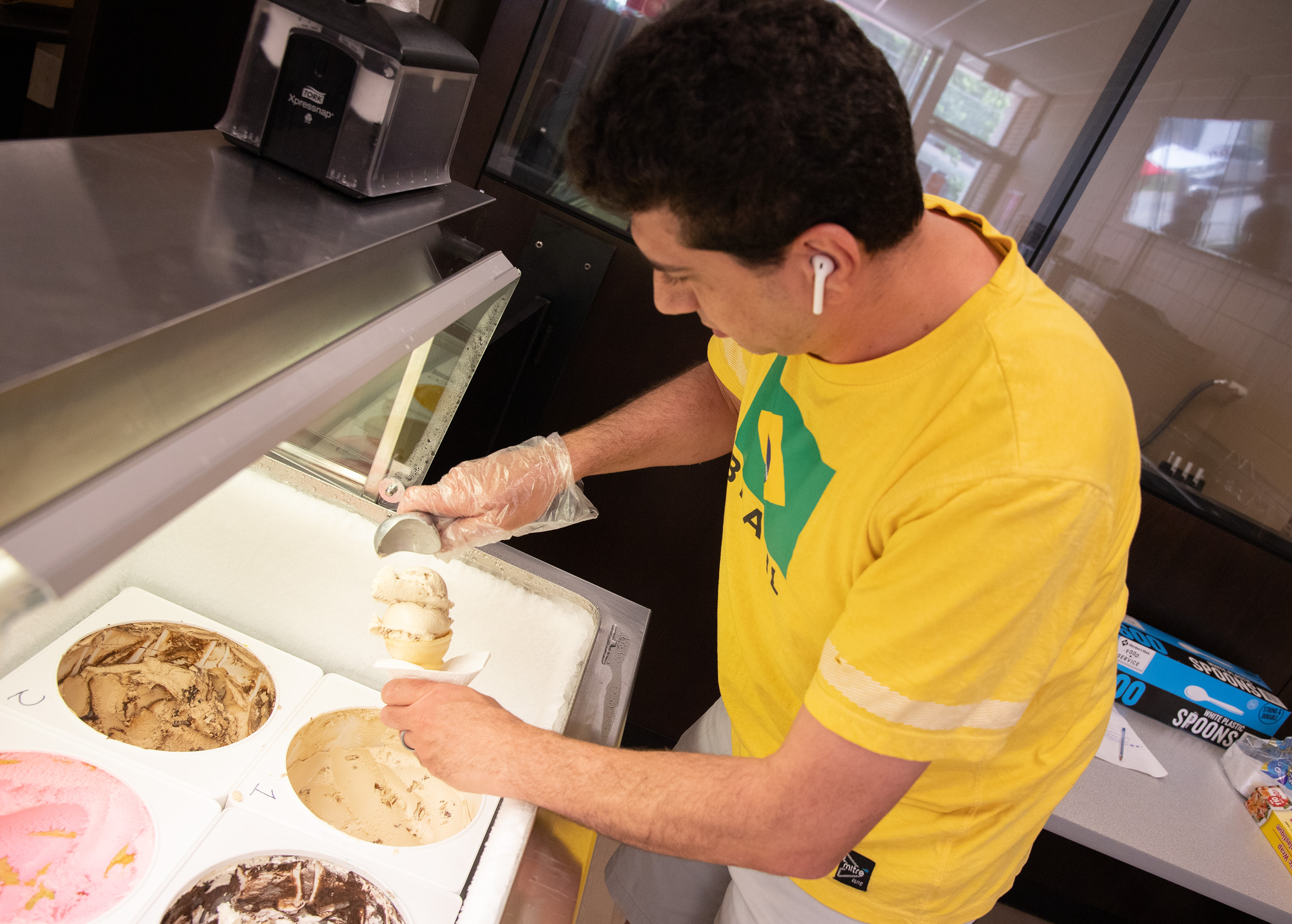 Twins Ice Cream now open inside of Genesee Communications