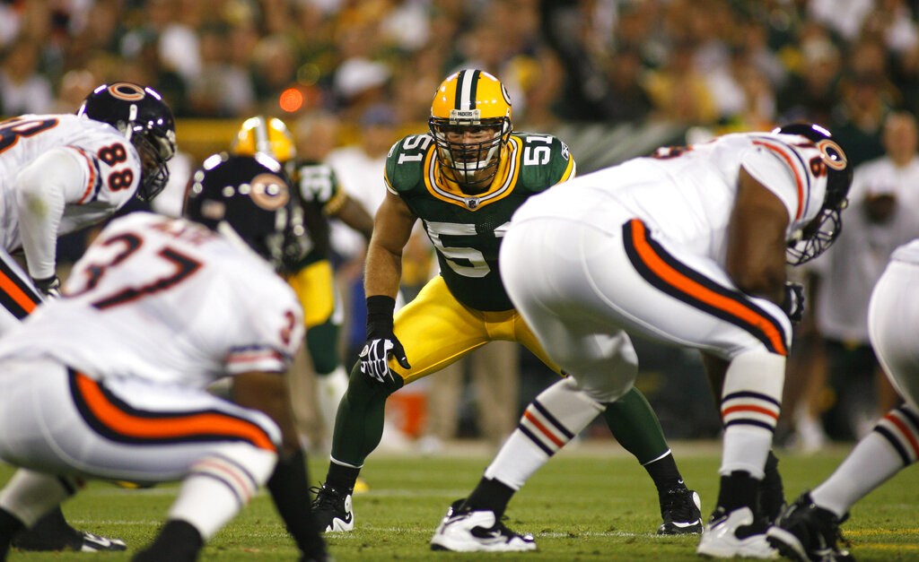 NFL world praying for Green Bay Packers Super Bowl champion after