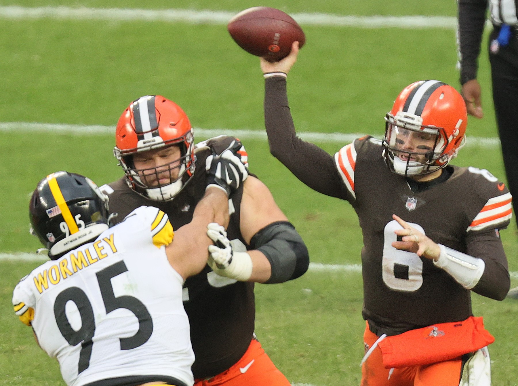 Incredible! Voice of the Browns Jim Donovan has the calls of the