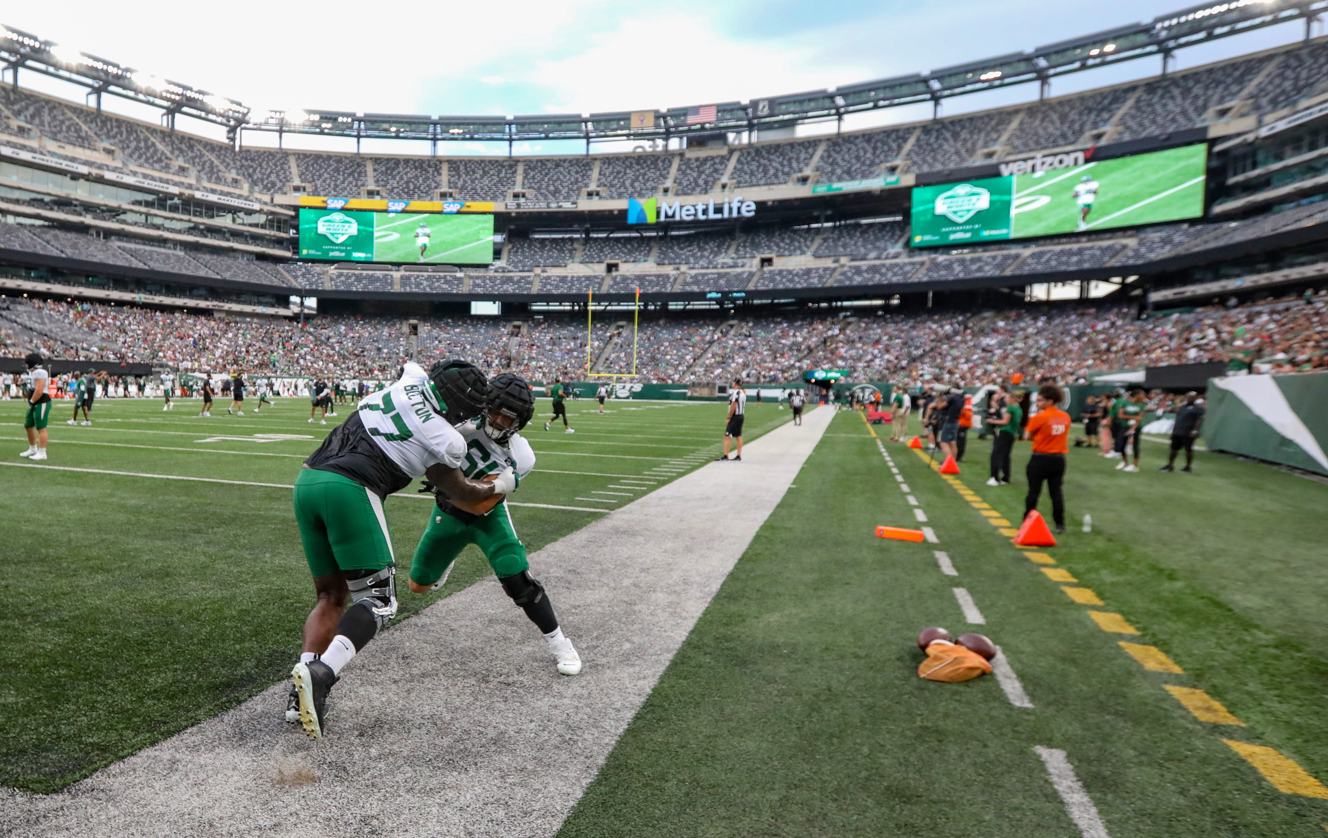 Jets Green and White practice in East Rutherford