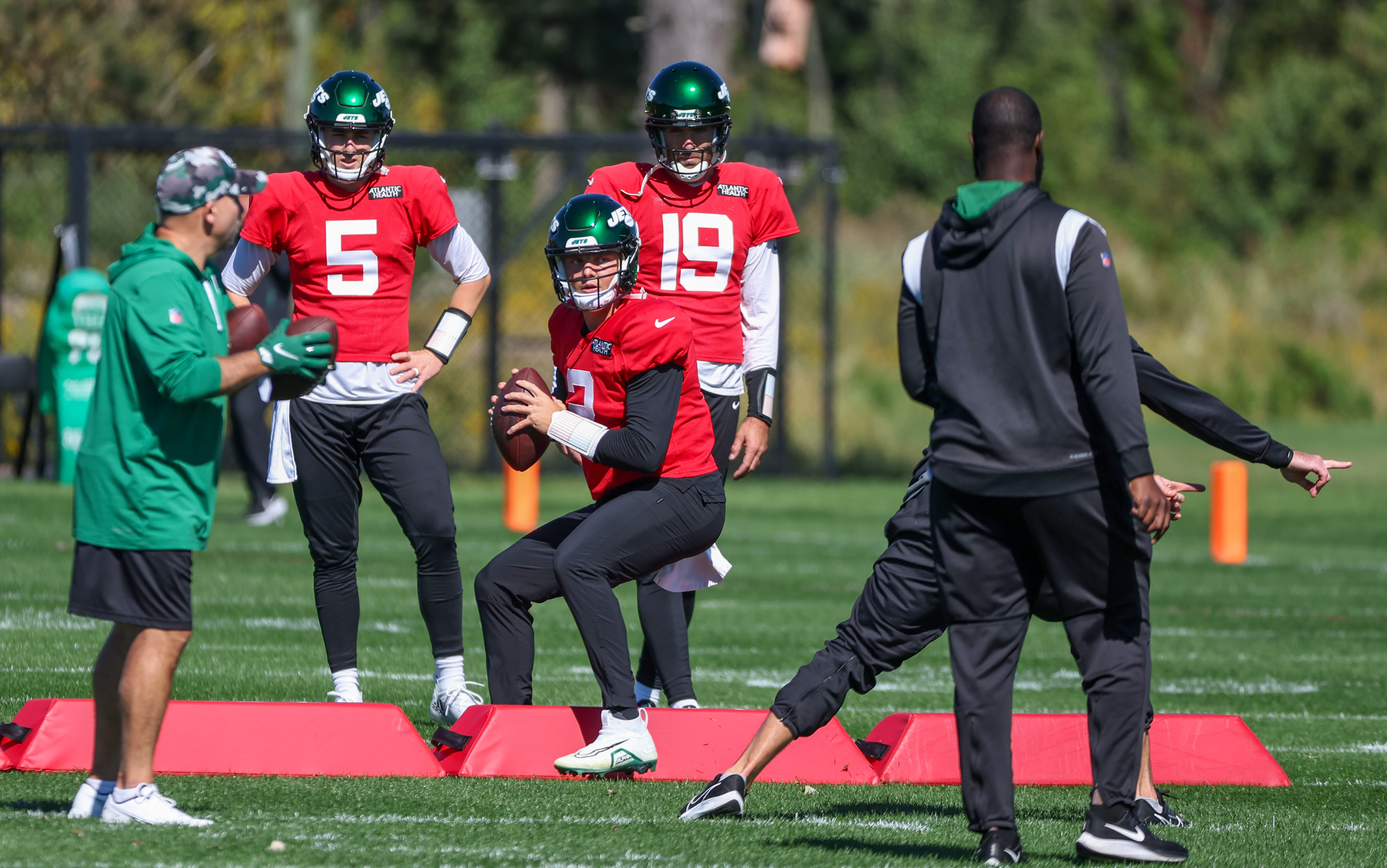 New York Jets practice before NFL Week 5 game against Miami