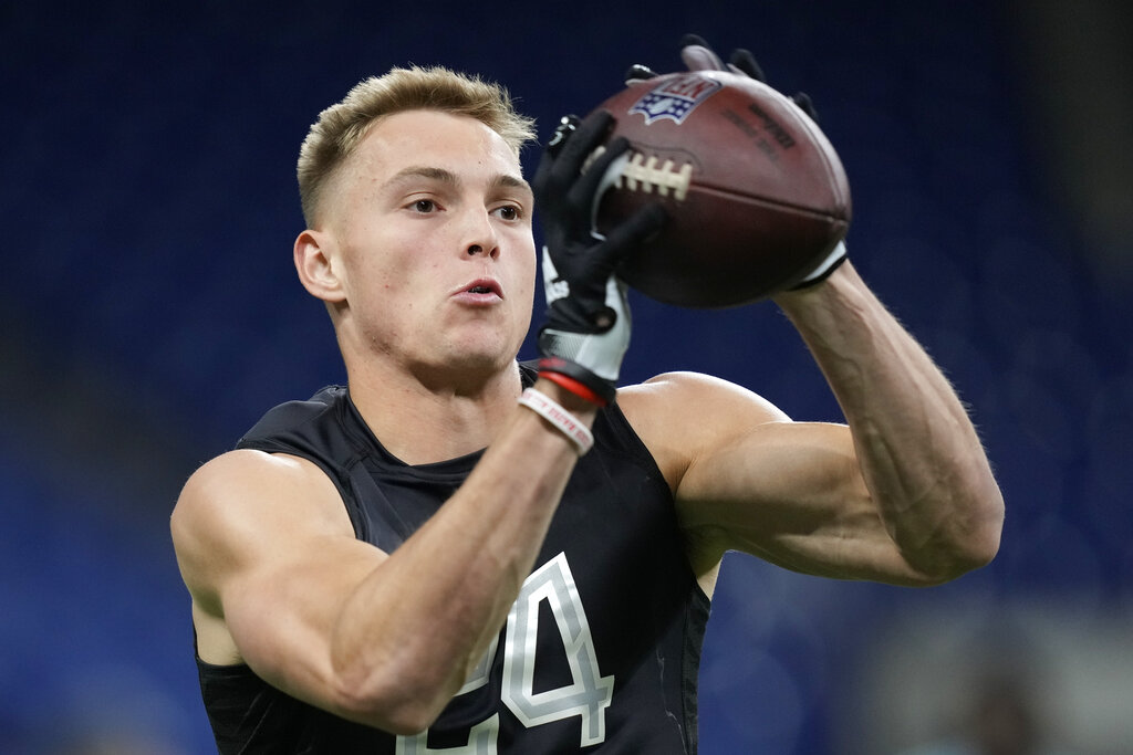 UC wide receiver Alec Pierce picked in second round by the Indianapolis  Colts, April 29, 2022 