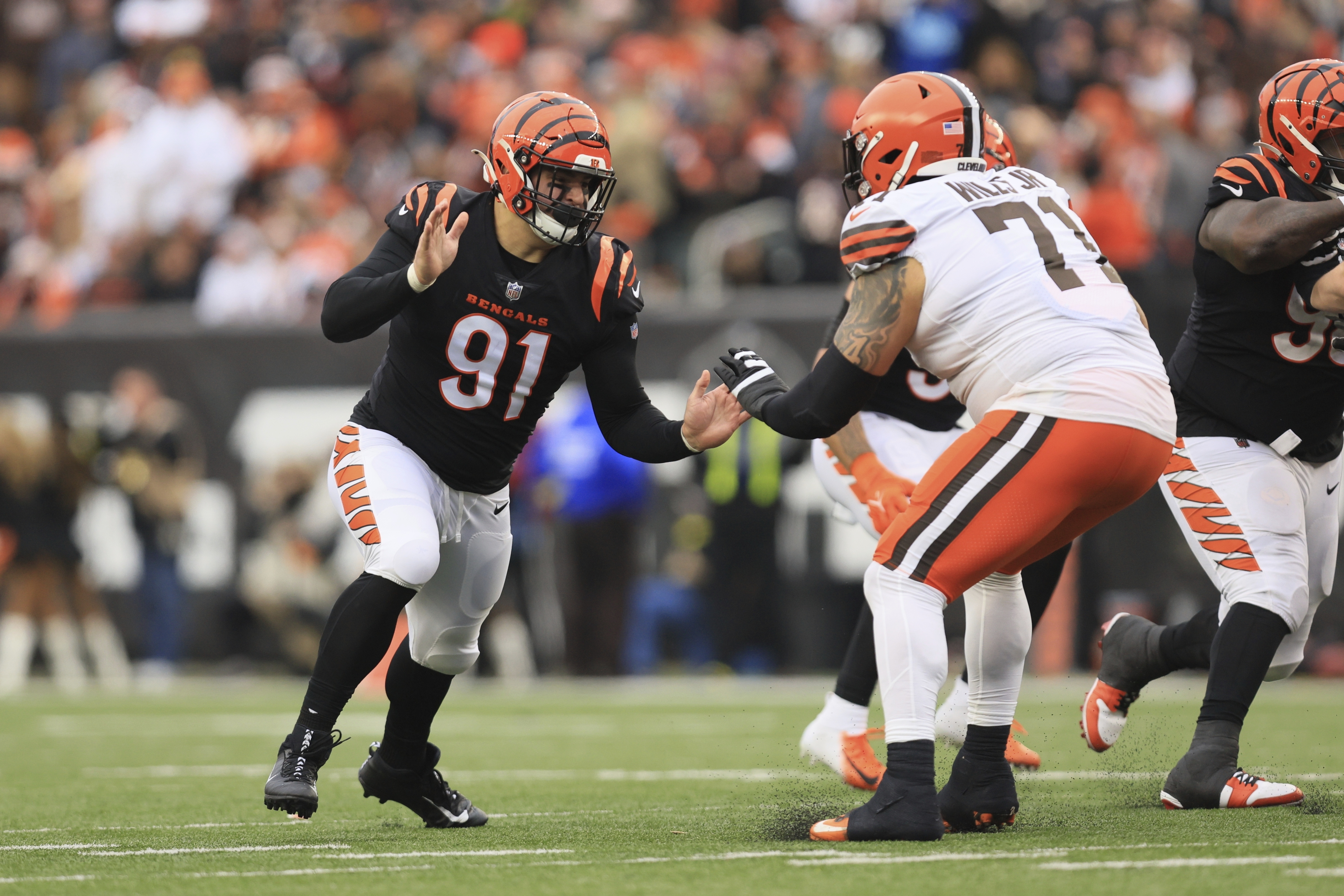 Bengals not ruling injured Hendrickson out for Sunday game's at