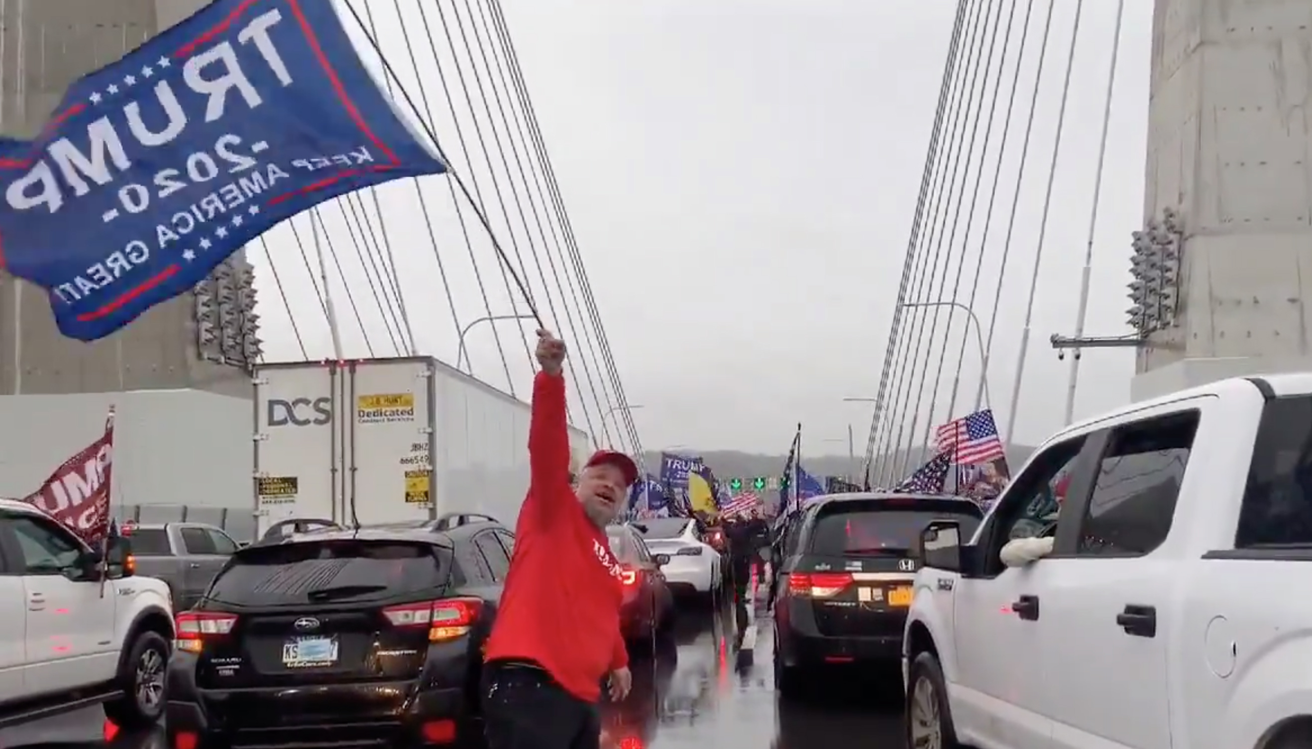 Pro Trump Caravan Blocks Traffic On Mario Cuomo Bridge In New York Syracuse Com