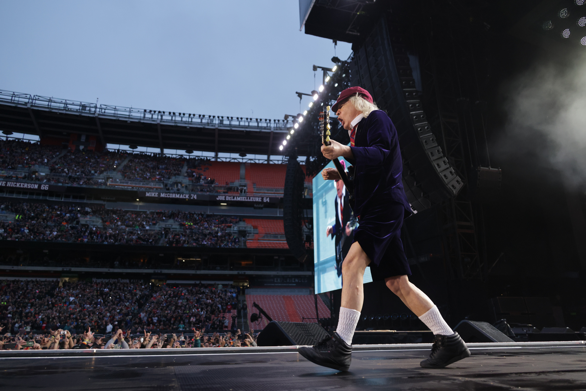 AC/DC closes out US Power Up 2025 tour in Cleveland - cleveland.com
