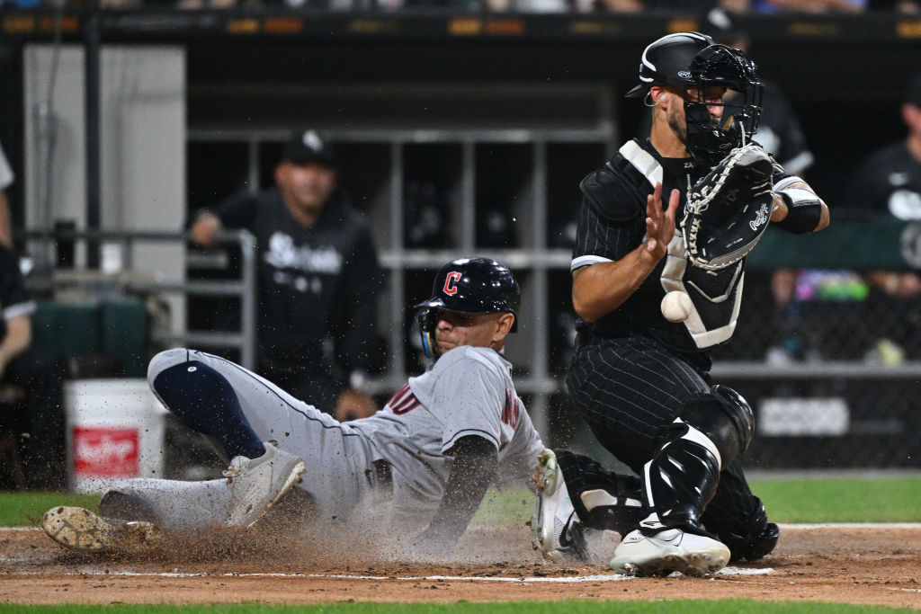 Chicago White Sox catcher Seby Zavala to begin injury rehab assignment - On  Tap Sports Net