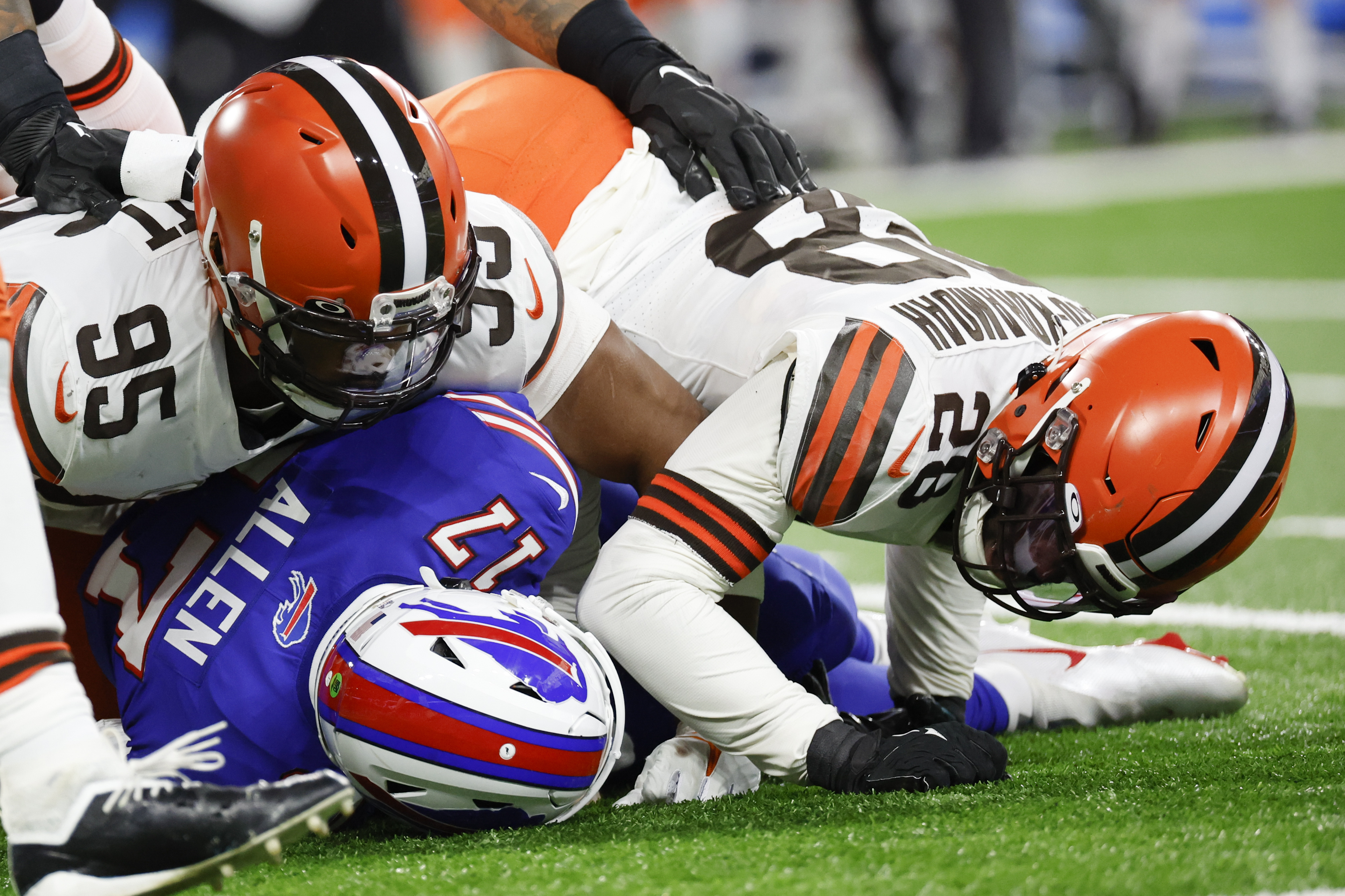 Cleveland Browns' top pick Myles Garrett healthy, ready for camp – The  Denver Post