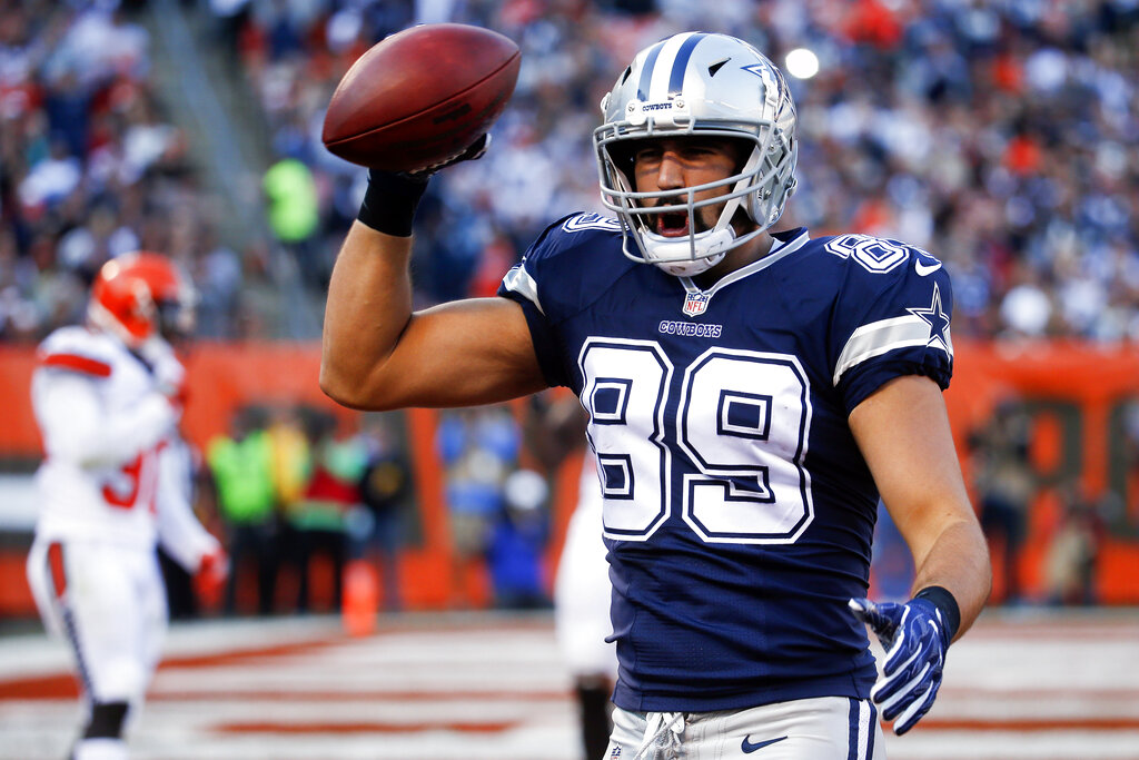 Former Cowboys tight end Gavin Escobar dies in climbing accident