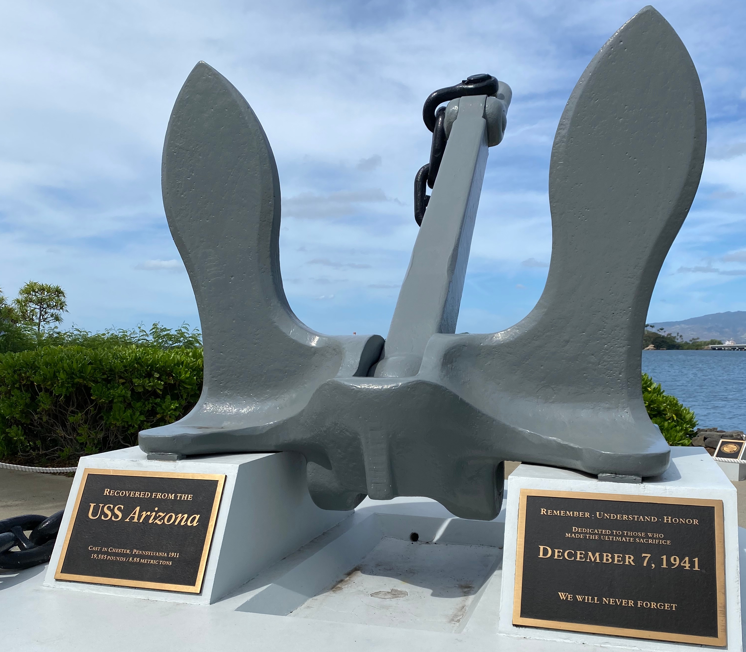 Learwood Middle School in Avon Lake pays tribute to Dec. 7, 1941