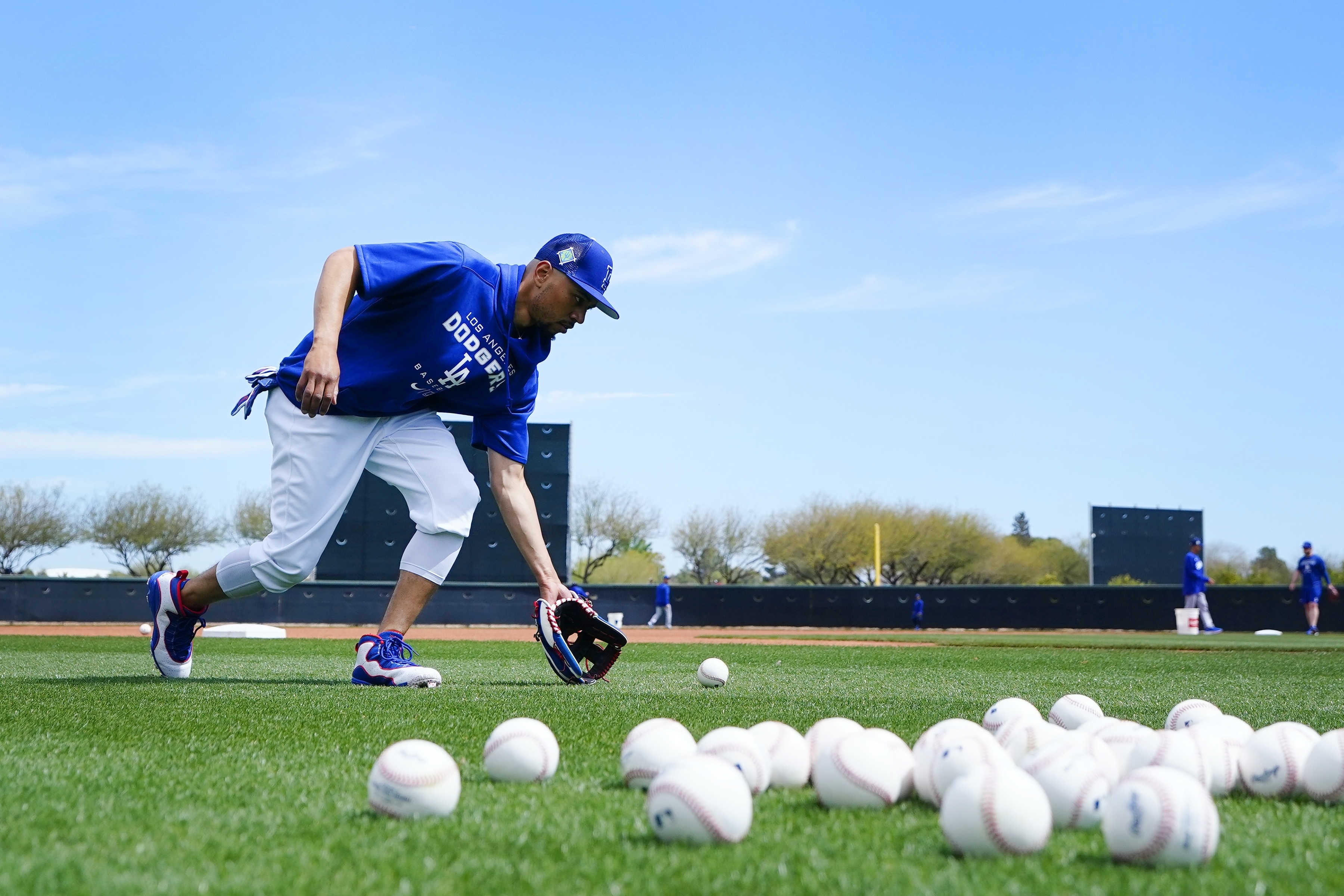 Mets fans, General Manager prepare for Jacob deGrom's sold-out start at NBT  Bank Stadium