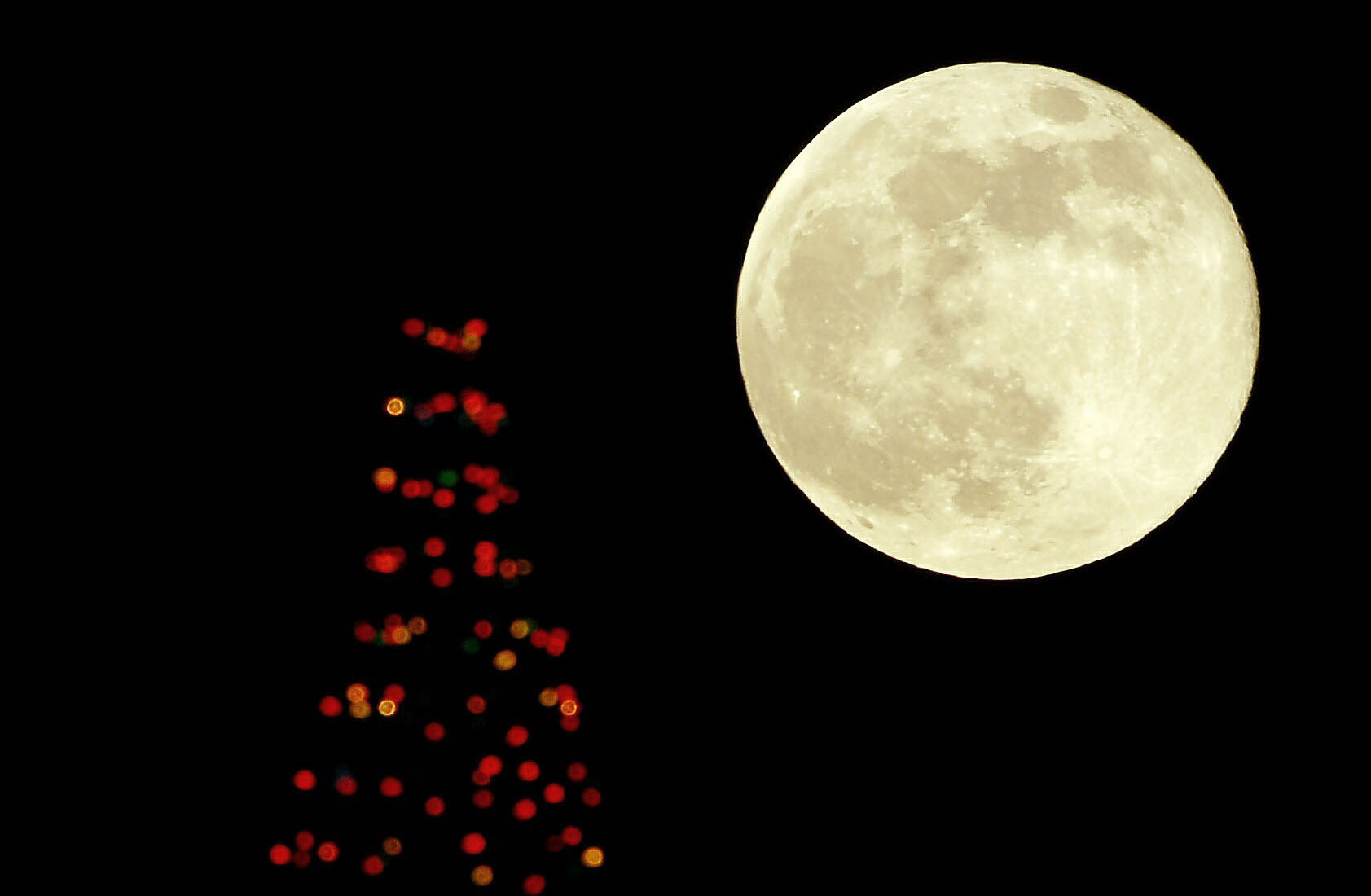 Christmas 'cold moon,' the final full moon of 2023, will reach its peak  tonight 