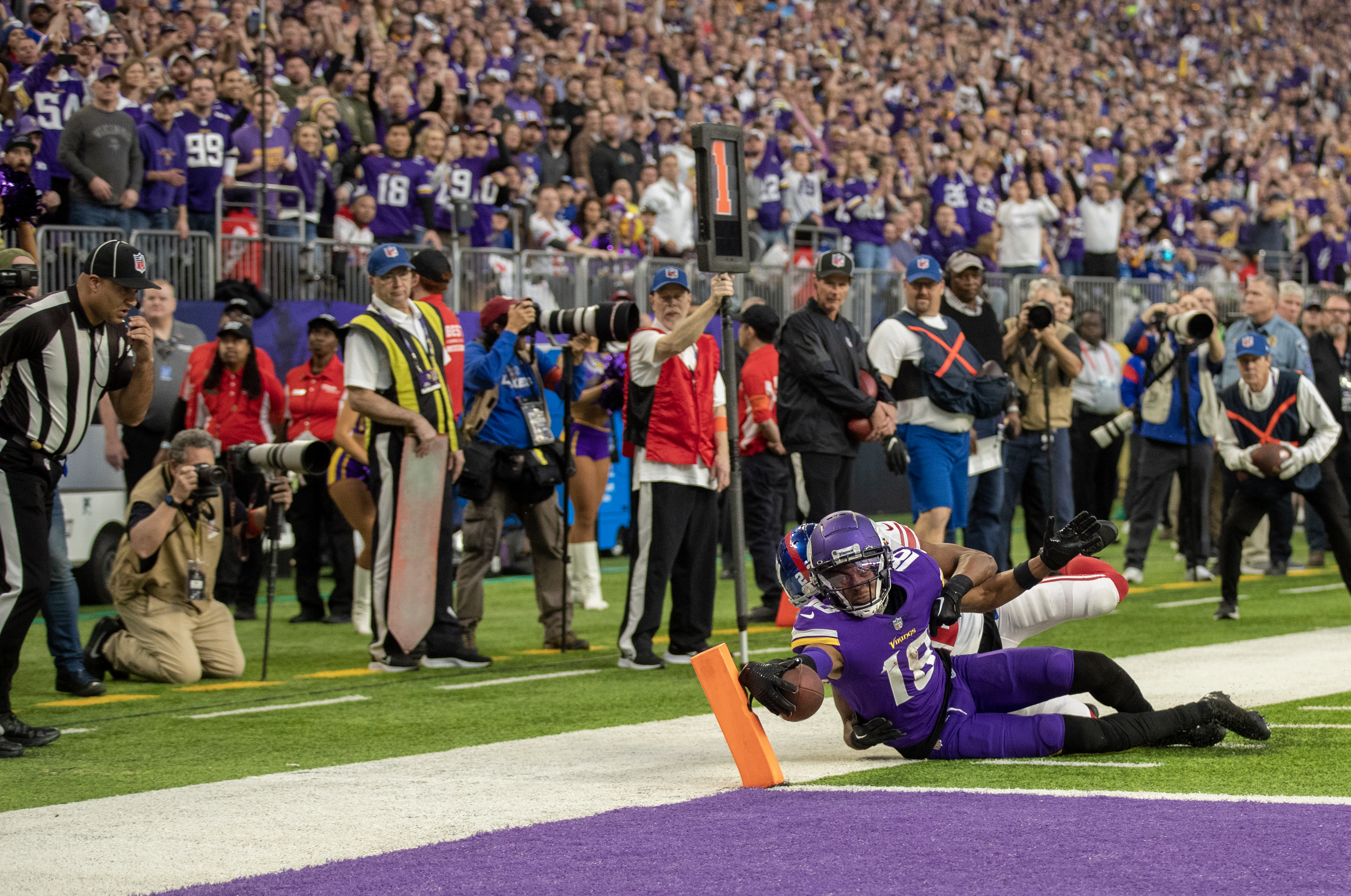 Ludacris performing during Minnesota Vikings vs. New York Giants game Sunday