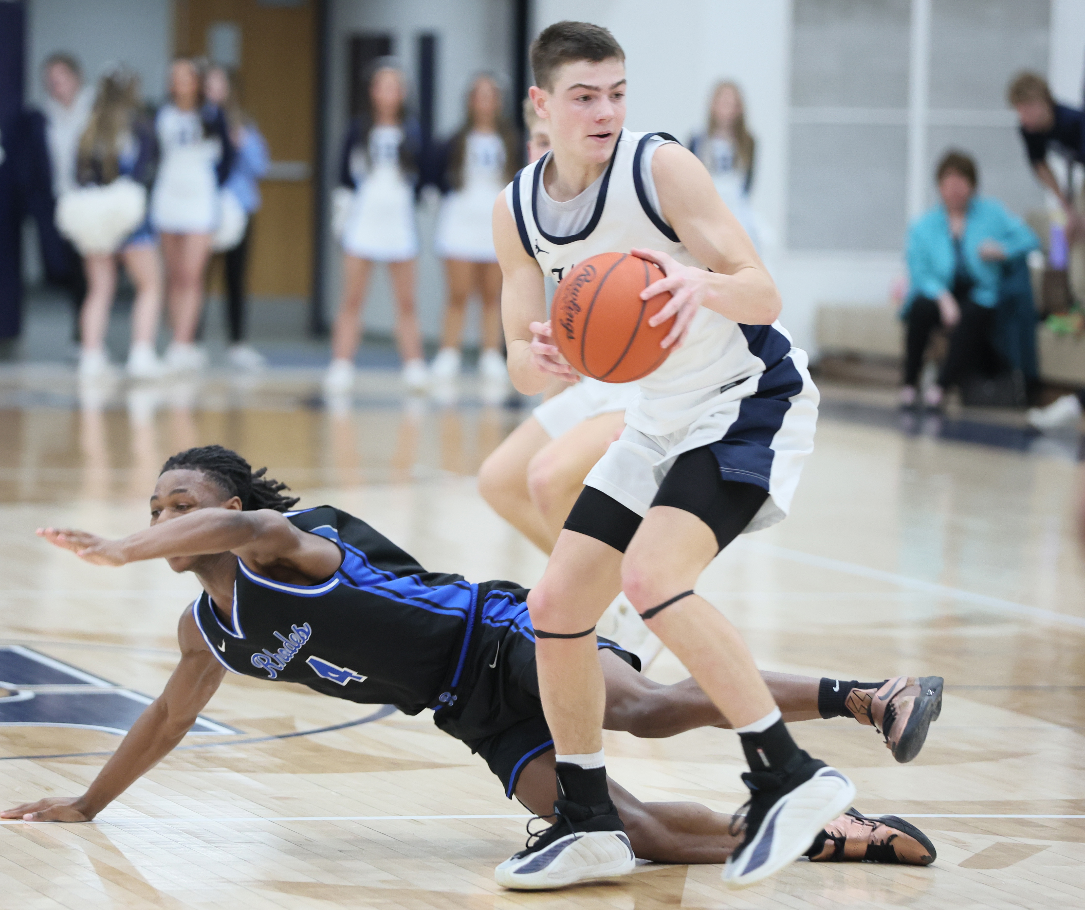 High school boys basketball: Hudson vs. Rhodes, February 26, 2026 ...