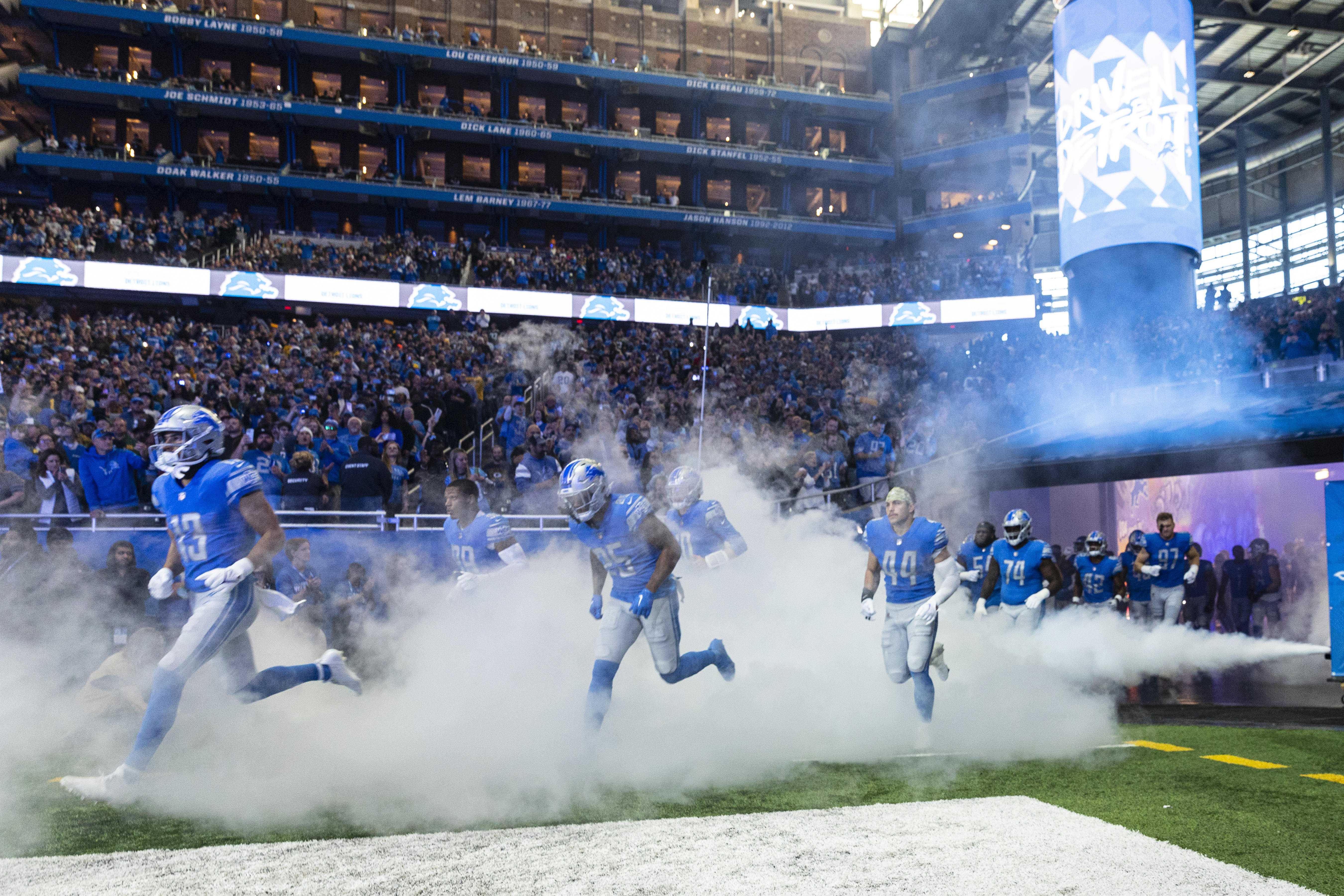 Ford Field turf should be banned, NFLPA president says 