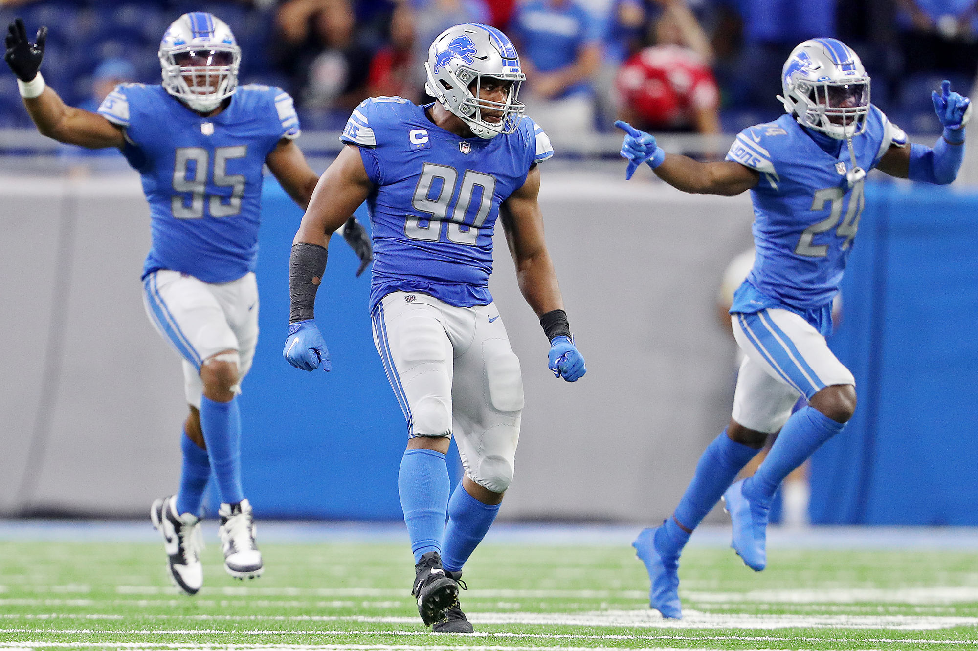 Detroit Lions training camp preview: Trey Flowers leads new-look defensive  line 