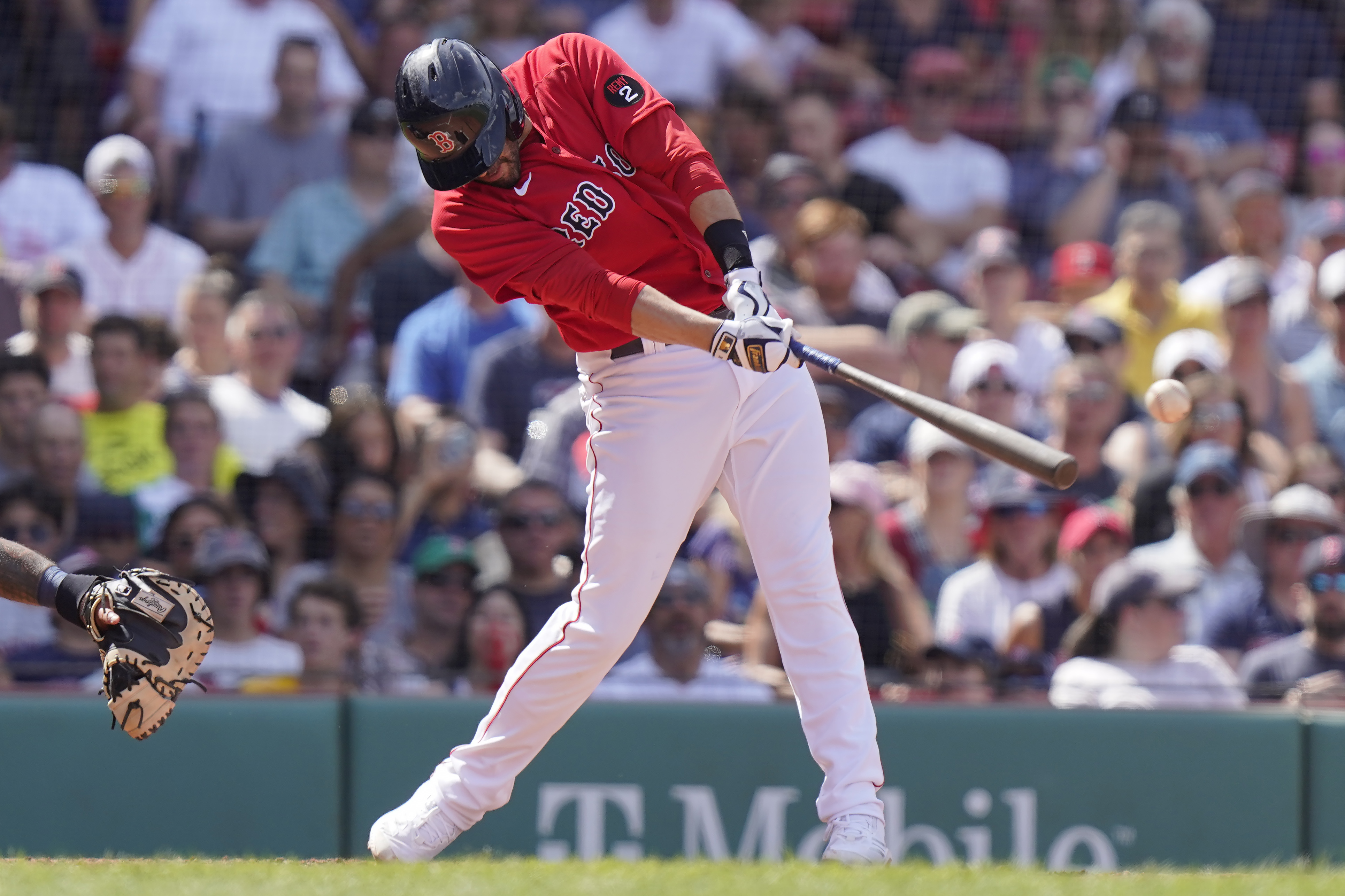 MLB trade deadline: Red Sox' J.D. Martinez reportedly receiving interest  from Dodgers, Mets