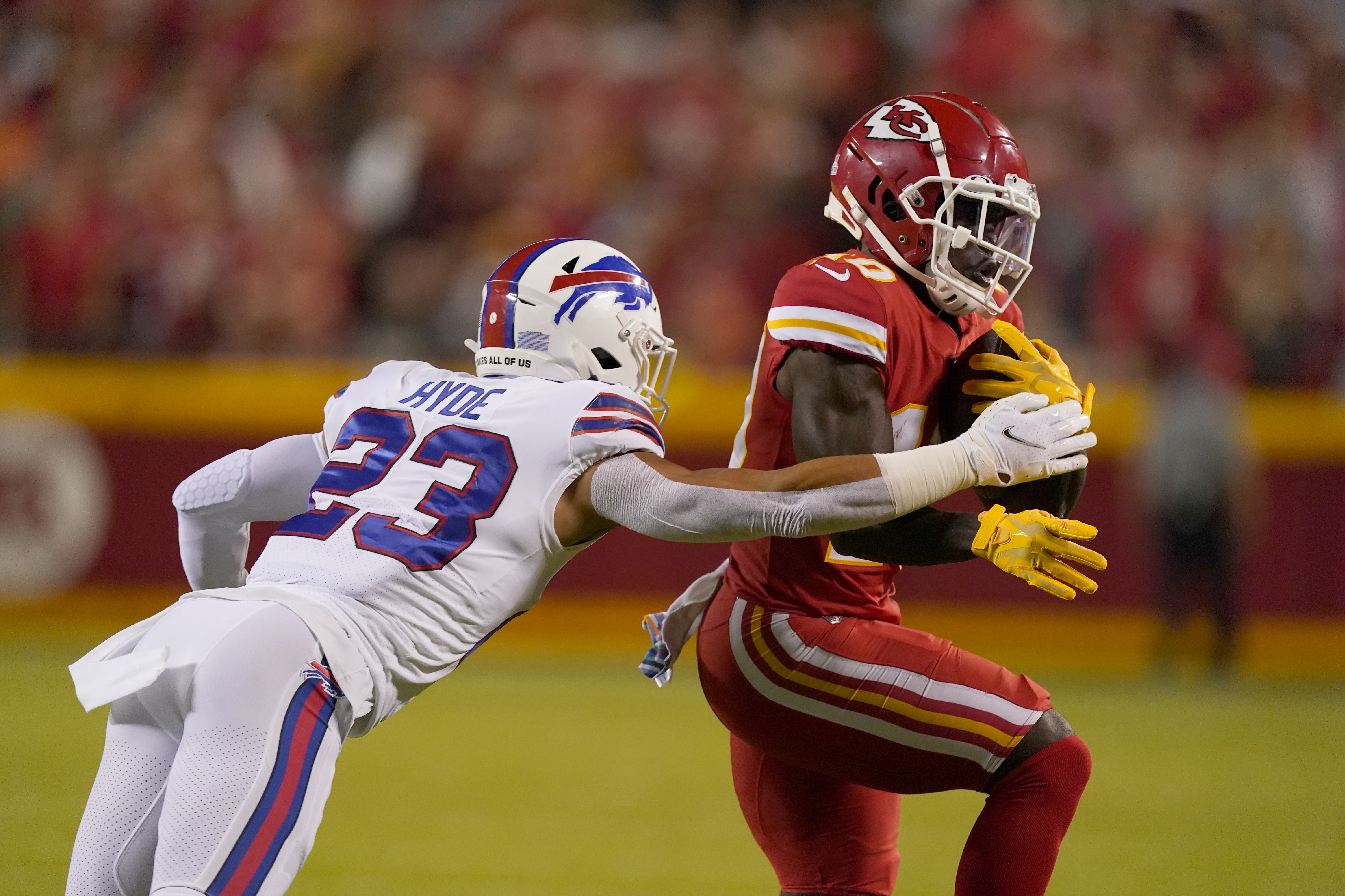 Buffalo Bills 38-20 Kansas City Chiefs: Bills overcome lengthy