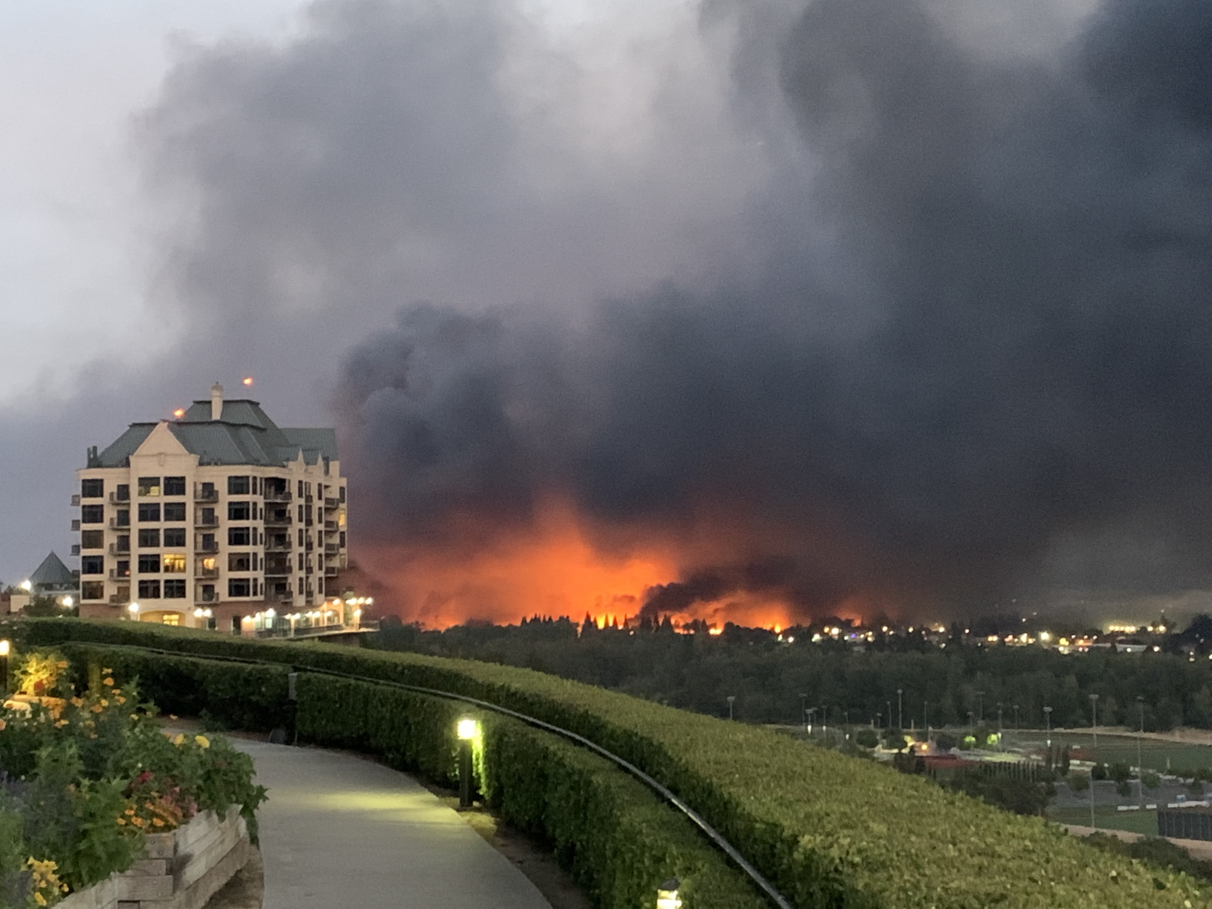 Almeda fire in Southern Oregon