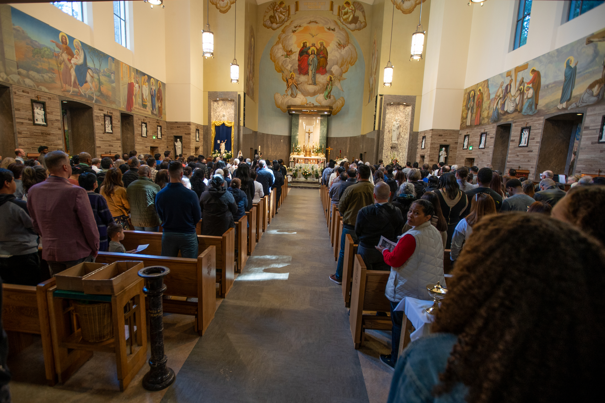 Easter Sunday at the Grotto in Portland 2024 - oregonlive.com