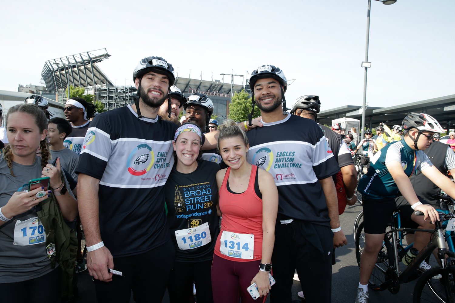 2019 Event Photos - Eagles Autism Challenge