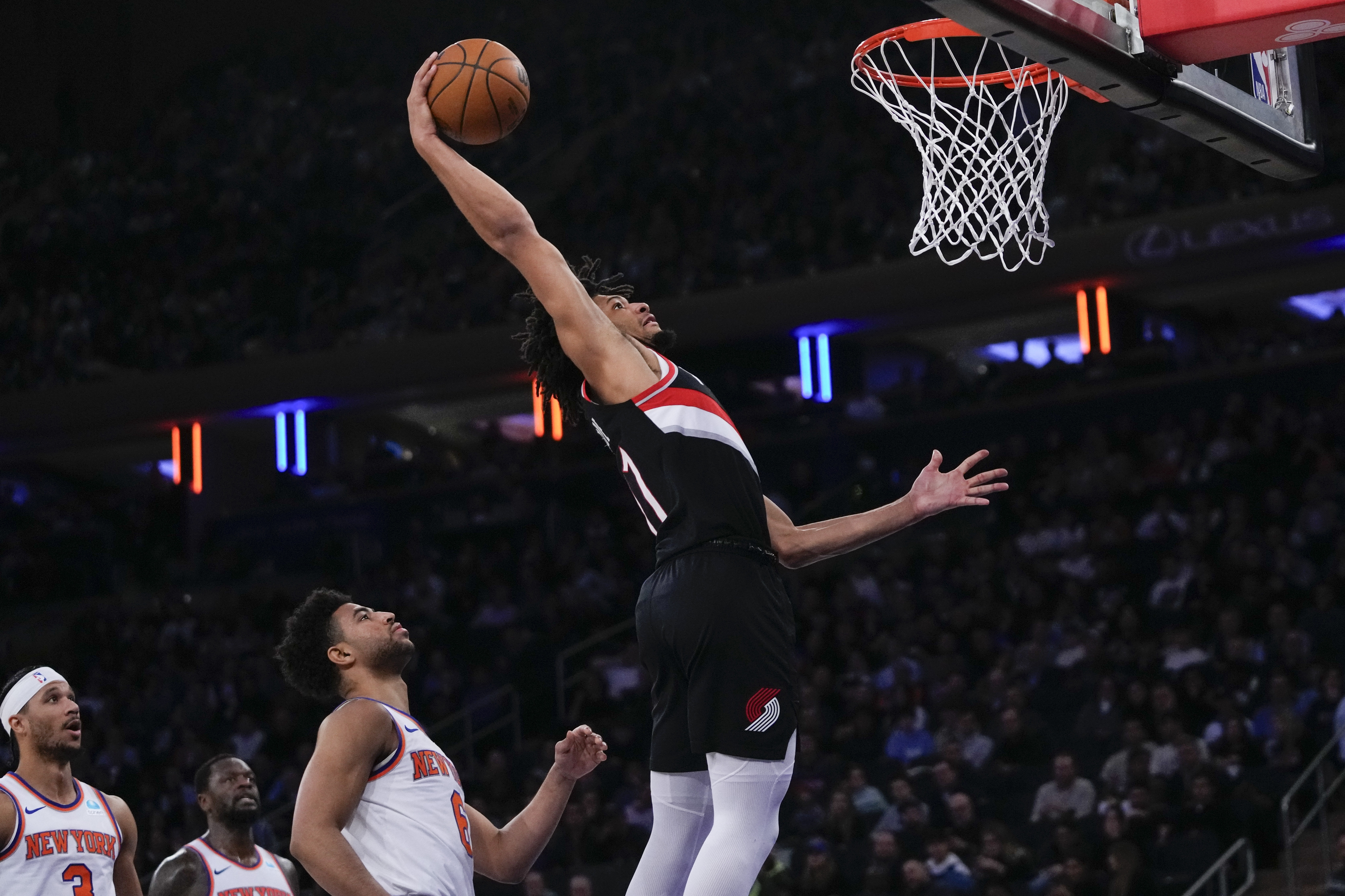 Knicks advance to 5-0 after OG Anunoby trade with win over Blazers