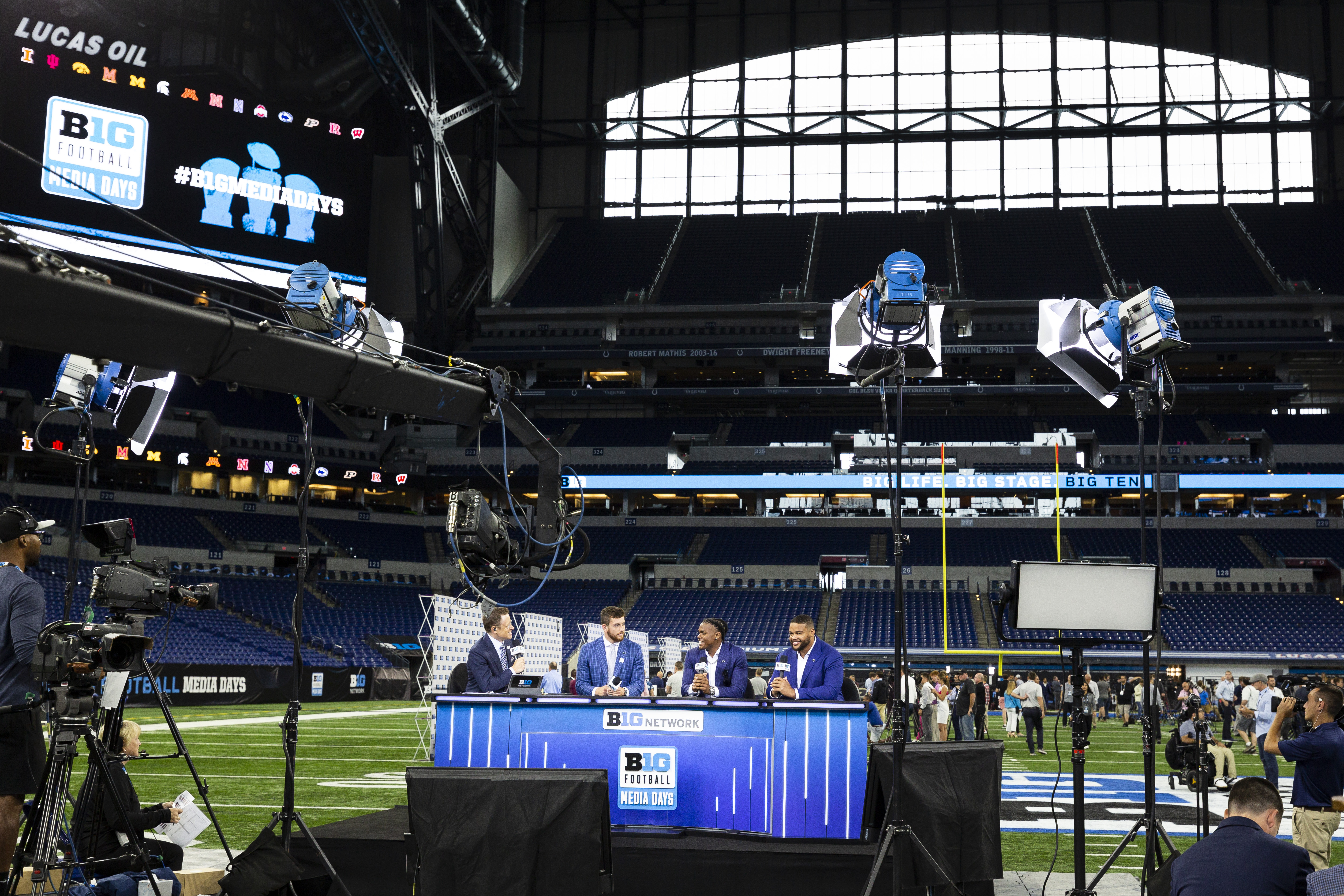 FOX Sports Taps Top Voices for 2023 College Football On-Air Roster