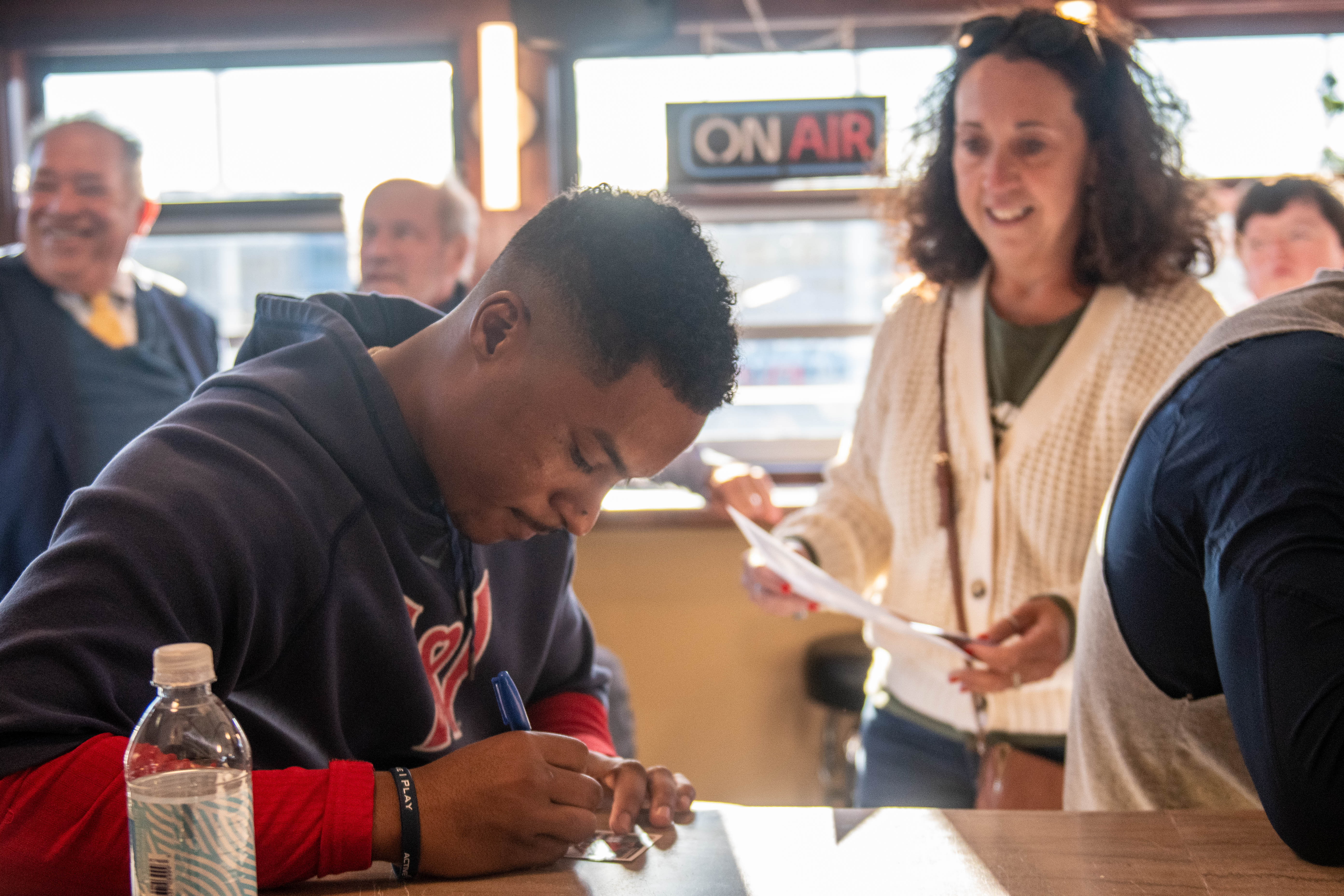 WooSox notebook: Fans flock to Polar Park for opportunities to meet their  favorite players during Fan Appreciation Week (photos) 