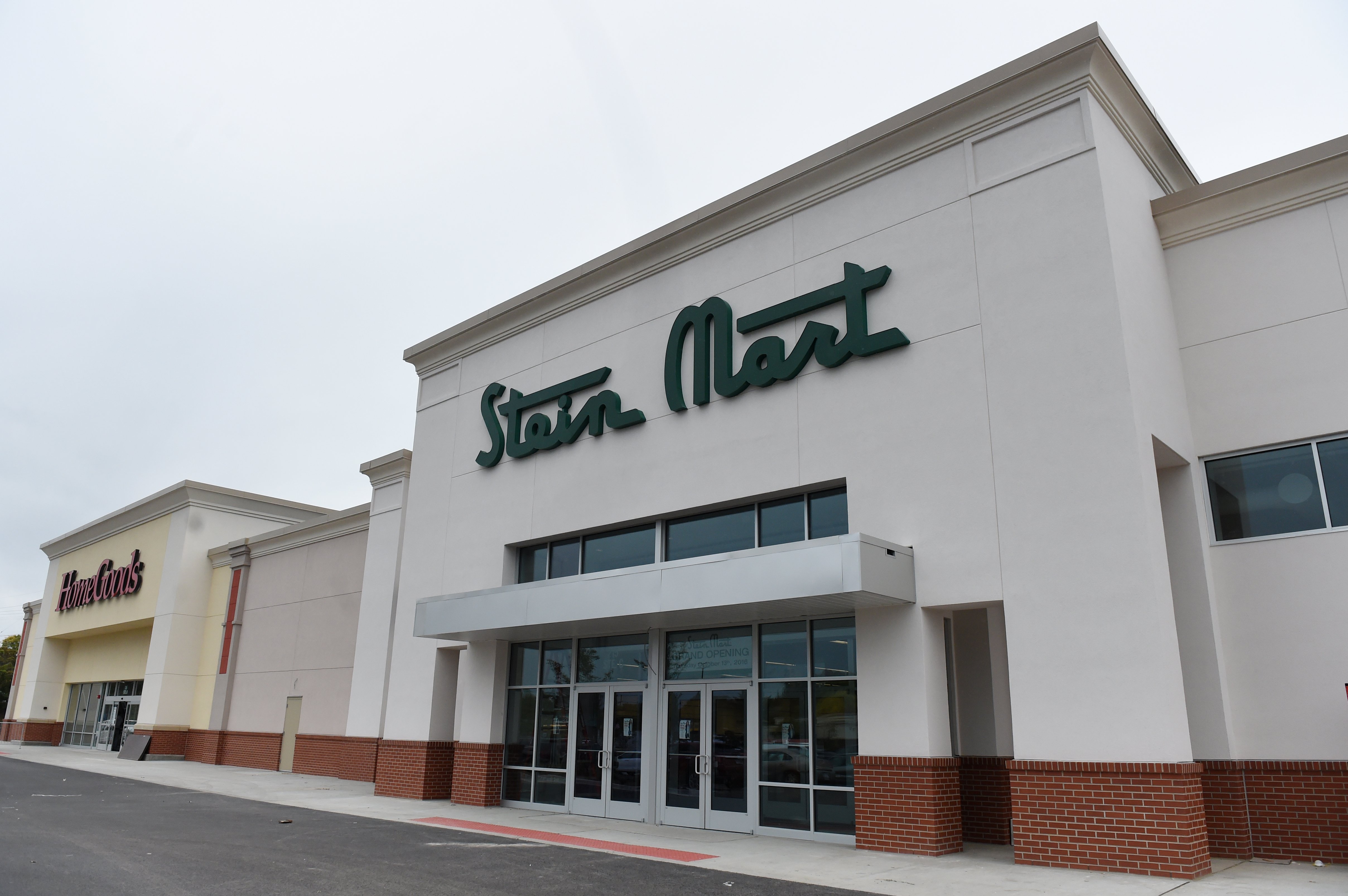 Hanover Center losing another large tenant as Stein Mart closes