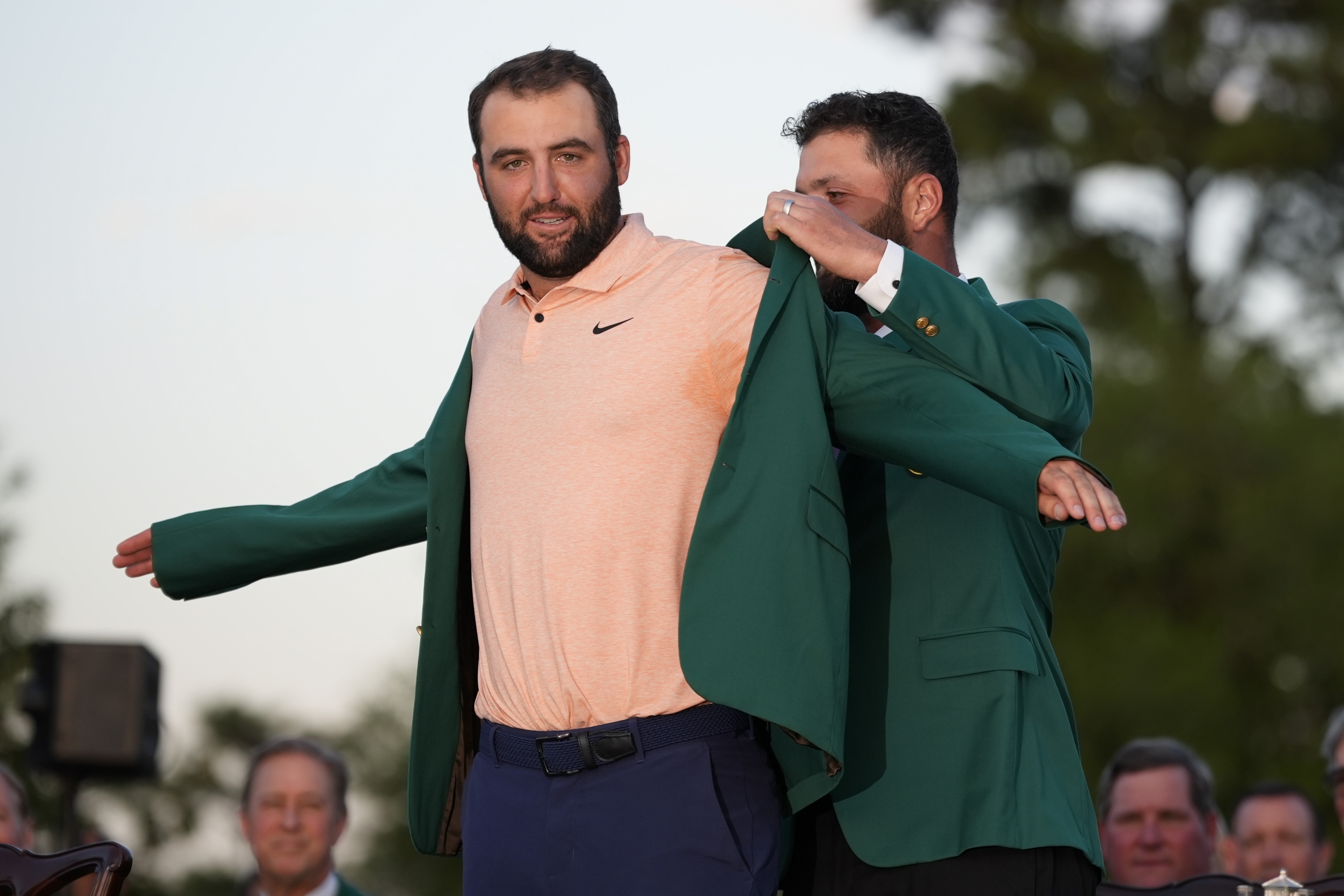Masters 2024: Scottie Scheffler unstoppable and wins another green
