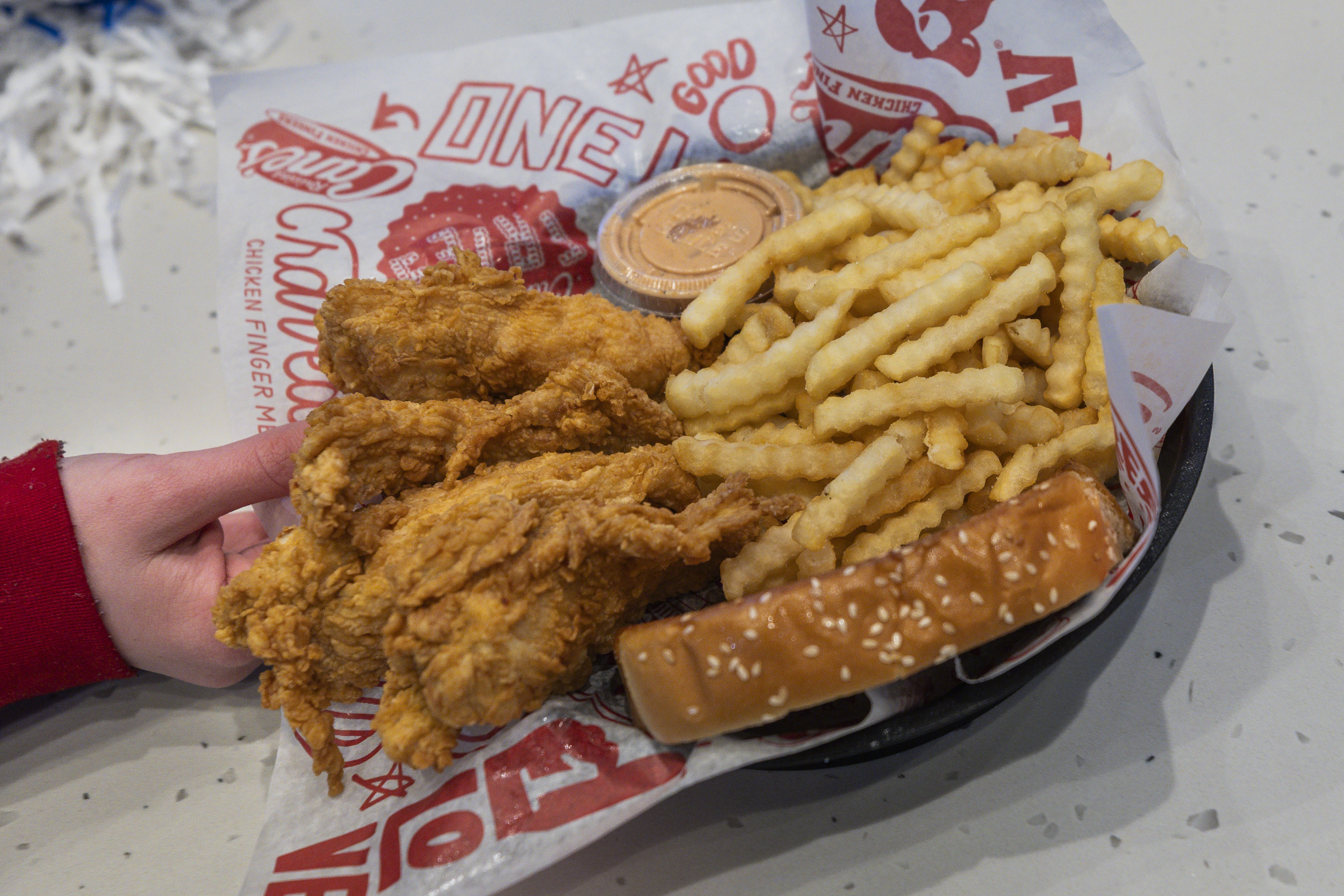 Raising Cane’s open on Carlisle Pike - pennlive.com
