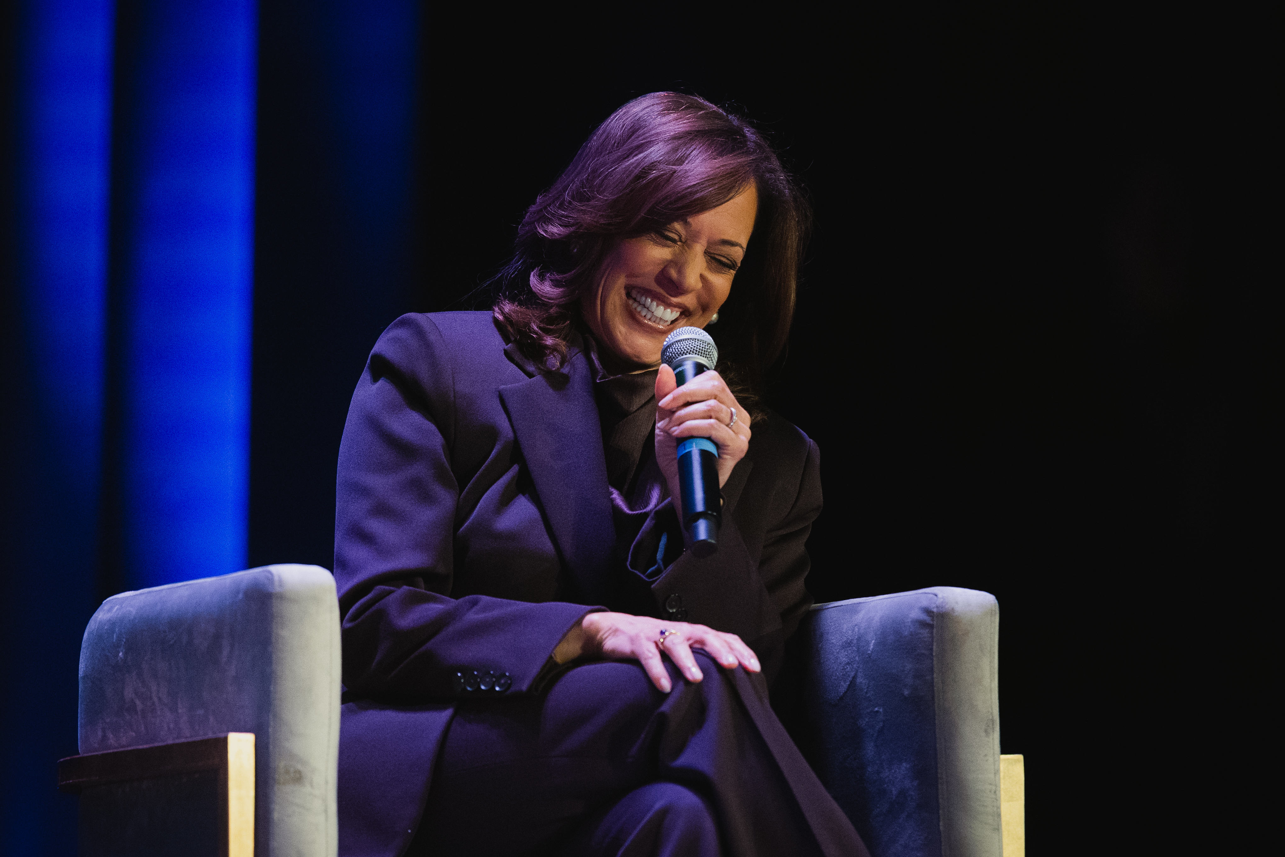 Former Vice President Kamala Harris visits Birmingham on book tour - al.com