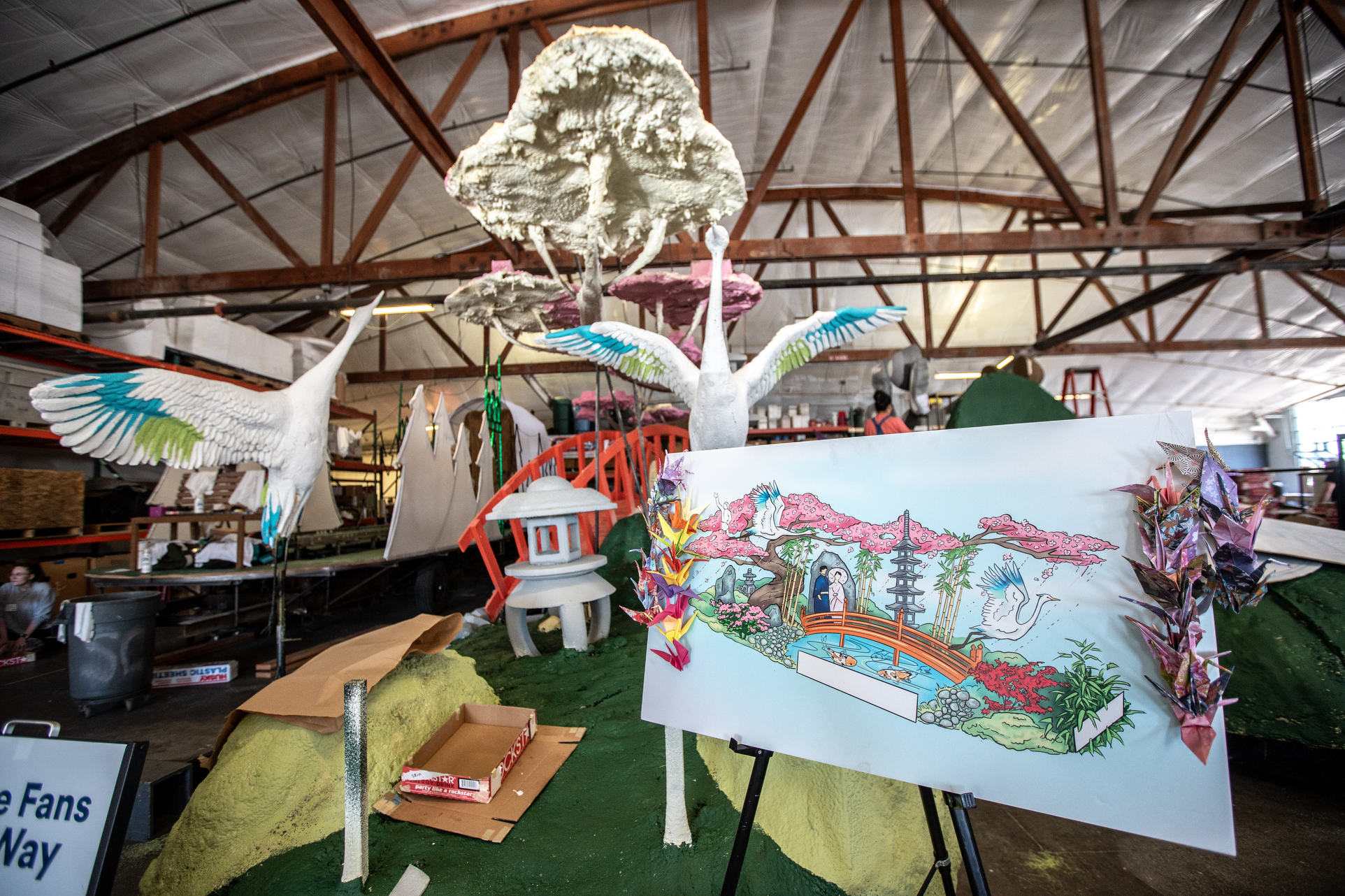 Portland Rose Festival 2026 float decorating at the Big Float Barn ...