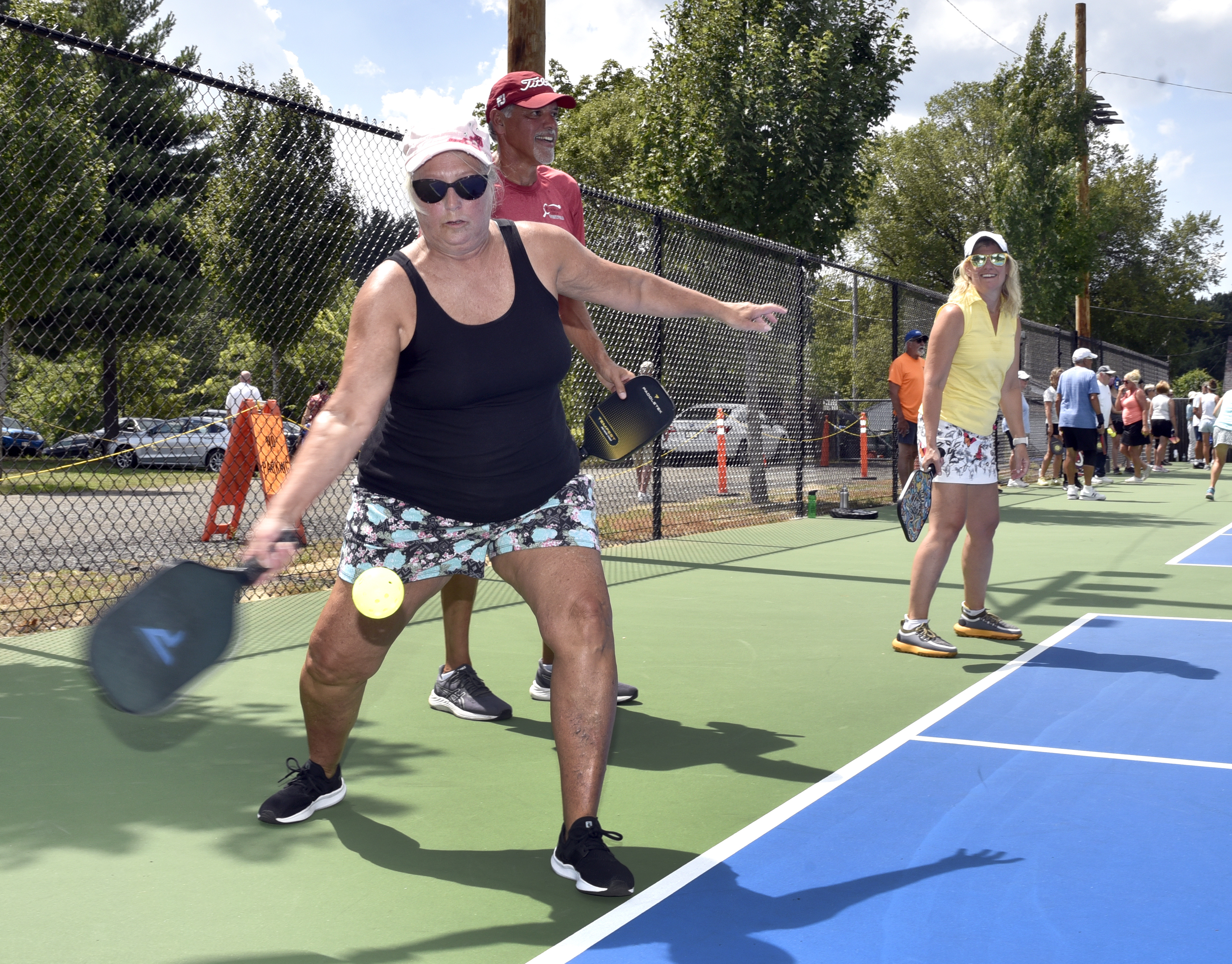 Mom Thumps Steelers Trio In Pickleball Game At North Park