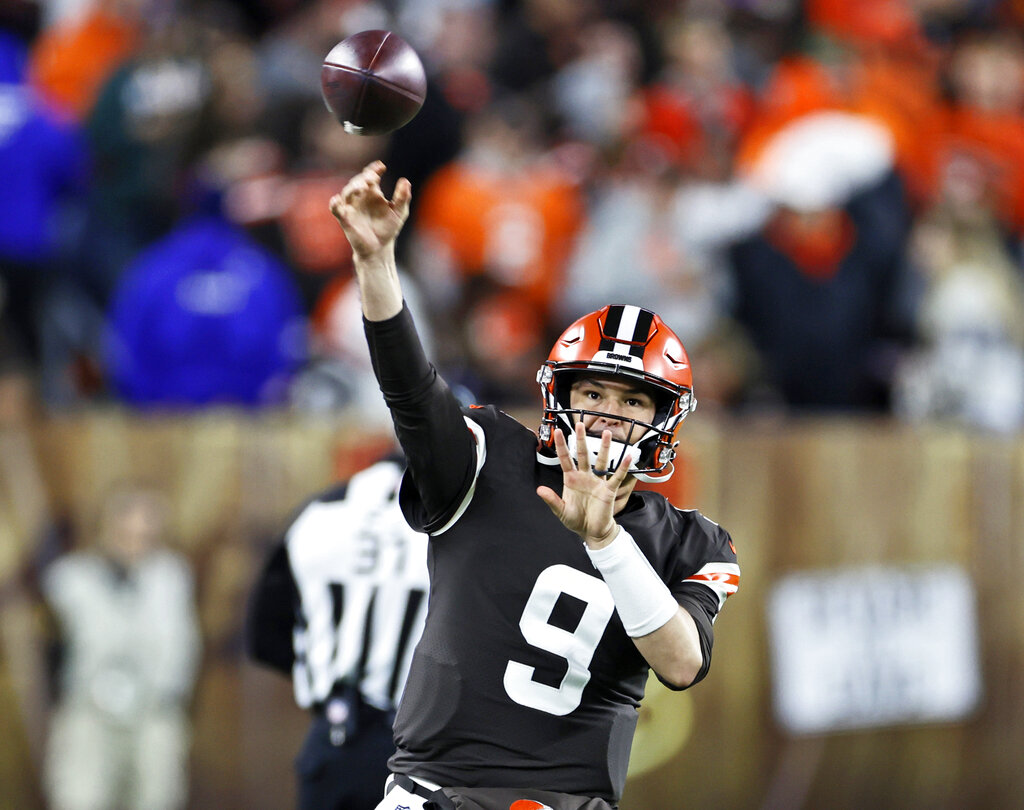 Raiders-Browns live stream (12/20): How to watch NFL on Monday