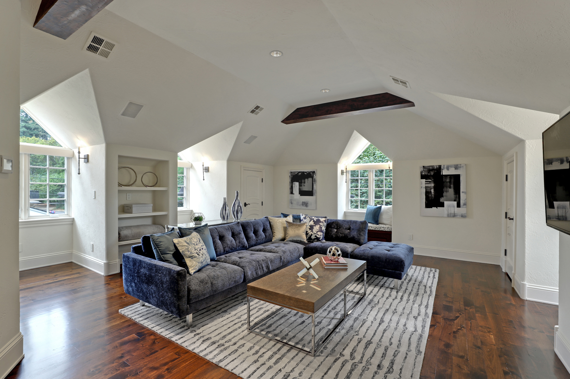 Blazer Norman Powell’s chateau