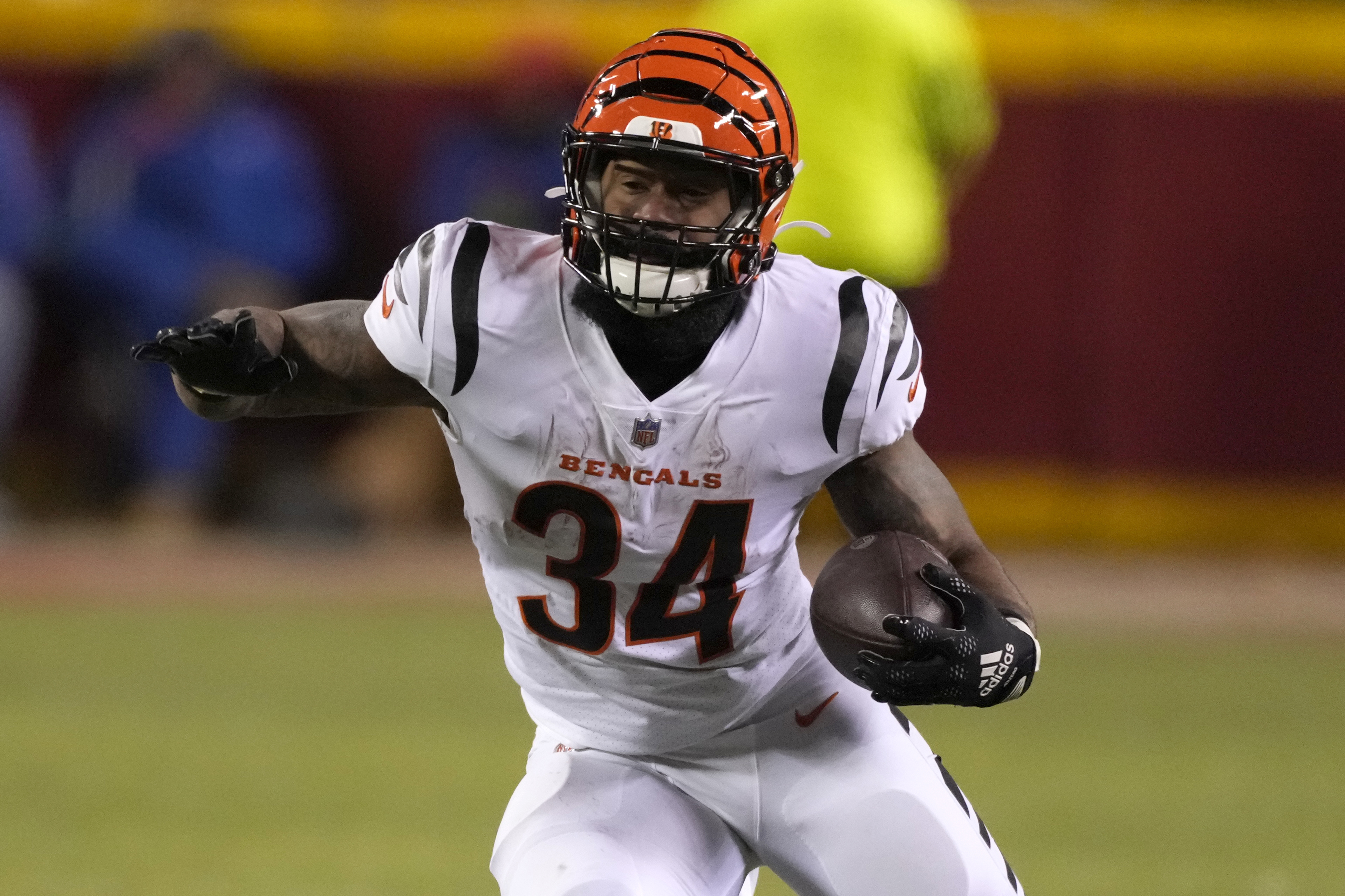 Bengals' B.J. Hill now has to keep big promise to teammate Germaine Pratt 