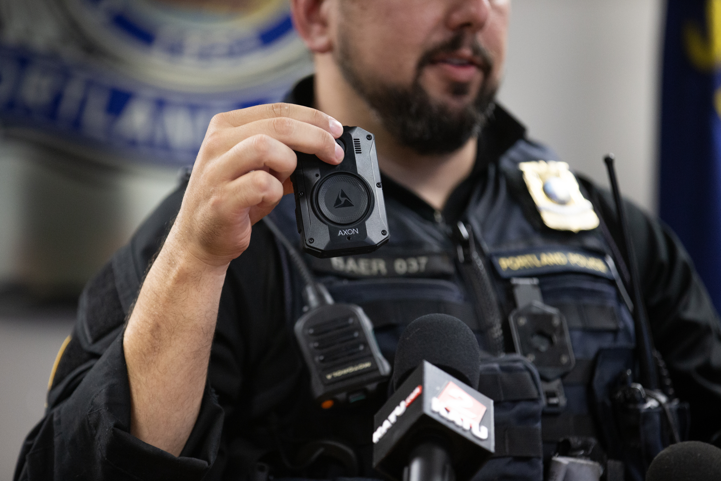 Pro and Con: Police Body Cameras