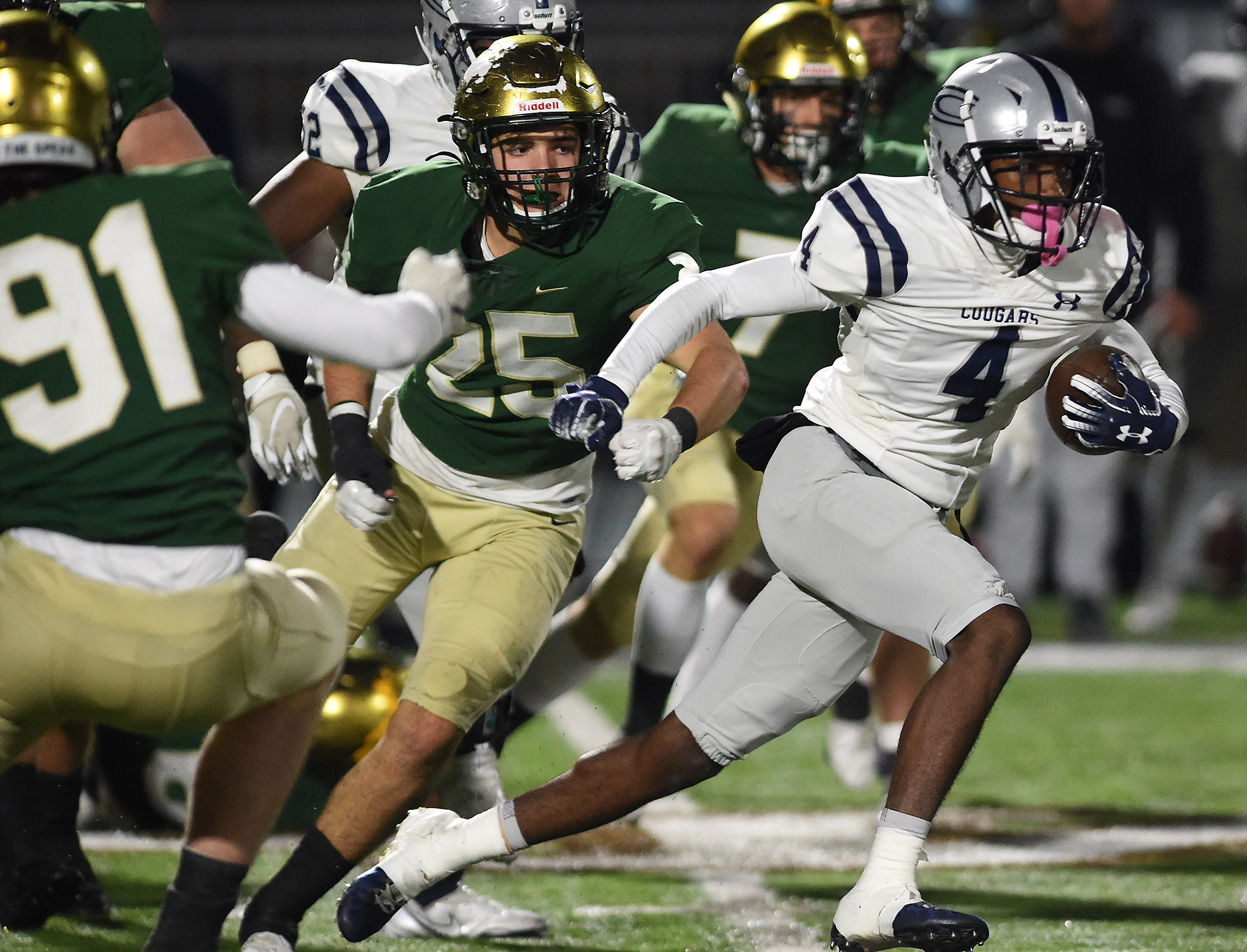 Clay-Chalkville vs. Mountain Brook football - al.com