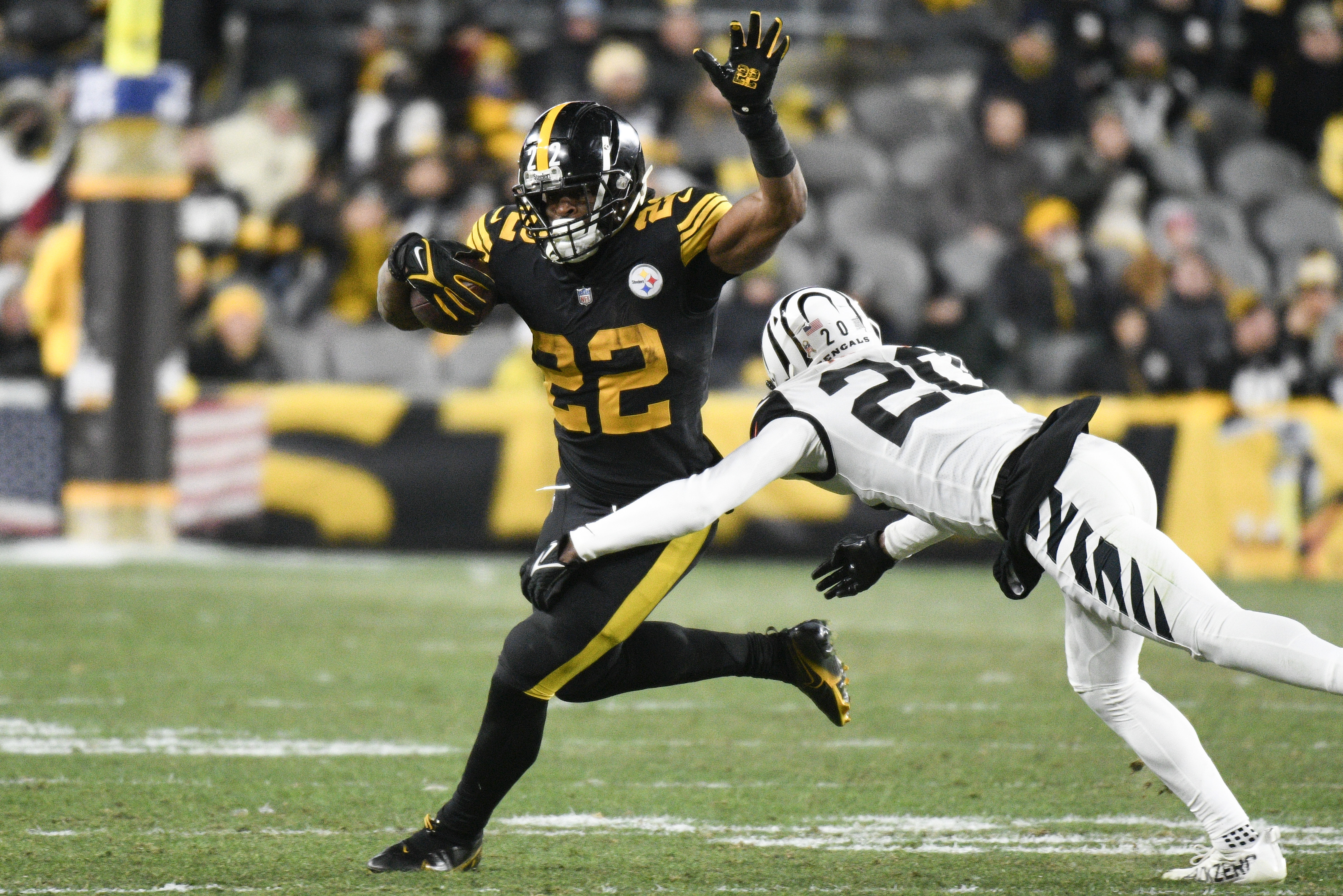 Pittsburgh Steelers vs. Baltimore Ravens - 2022 NFL Regular Season Week 14  - Acrisure Stadium in Pittsburgh, PA