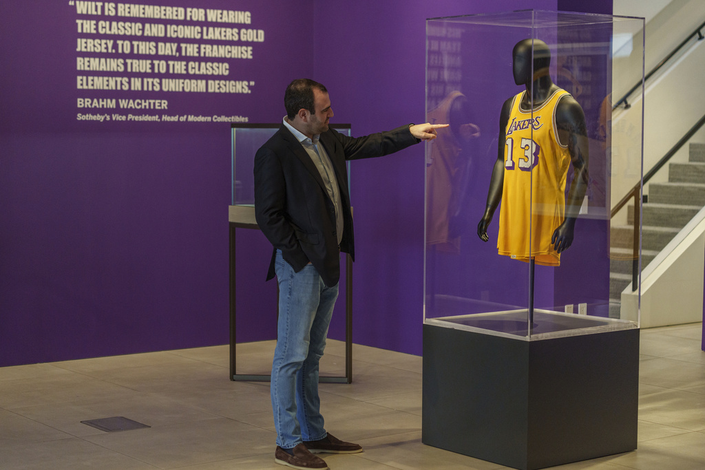 Wilt Chamberlain's 1972 Lakers Championship Jersey Heads to